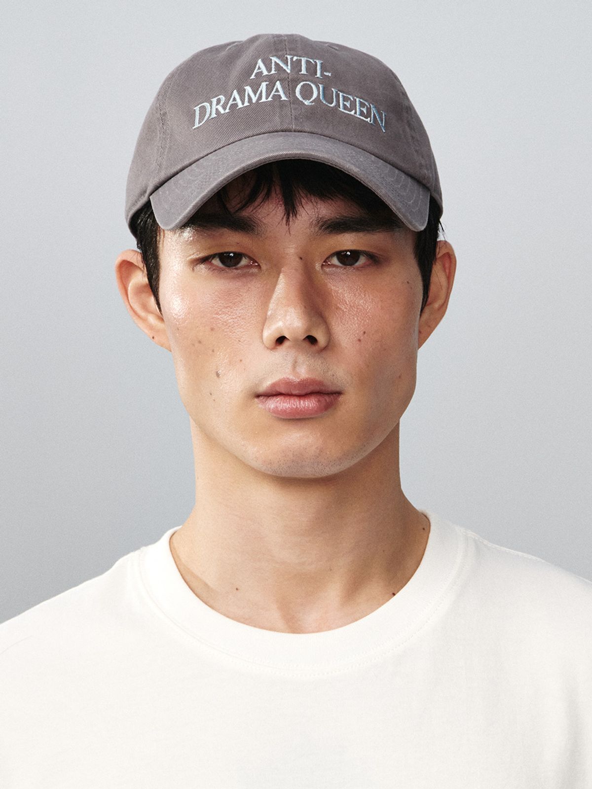 기준(KIJUN) ANTI-DRAMA QUEEN Ball Cap Grey