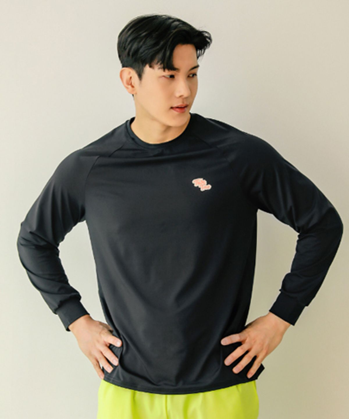 튜브트리(TUBE TREE) 남성용 베이직 루즈핏 긴팔 래쉬가드 A603 블랙