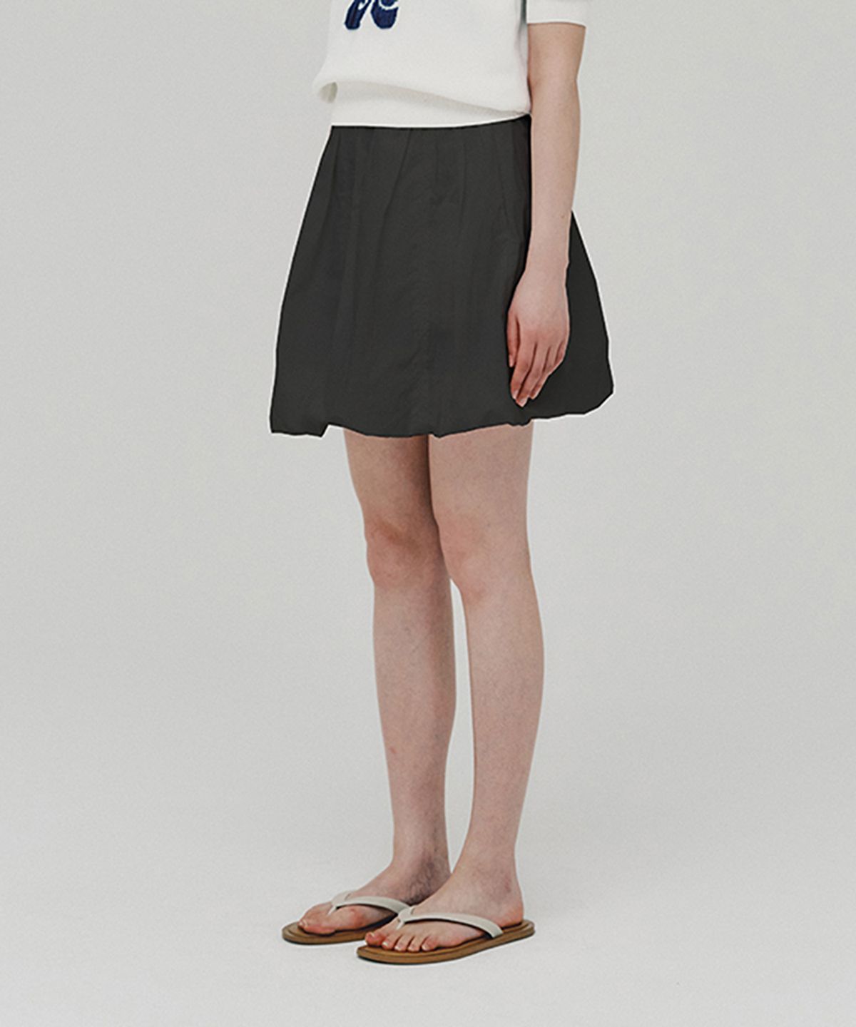 아위(AHWE) Balloon Skirt_BLACK