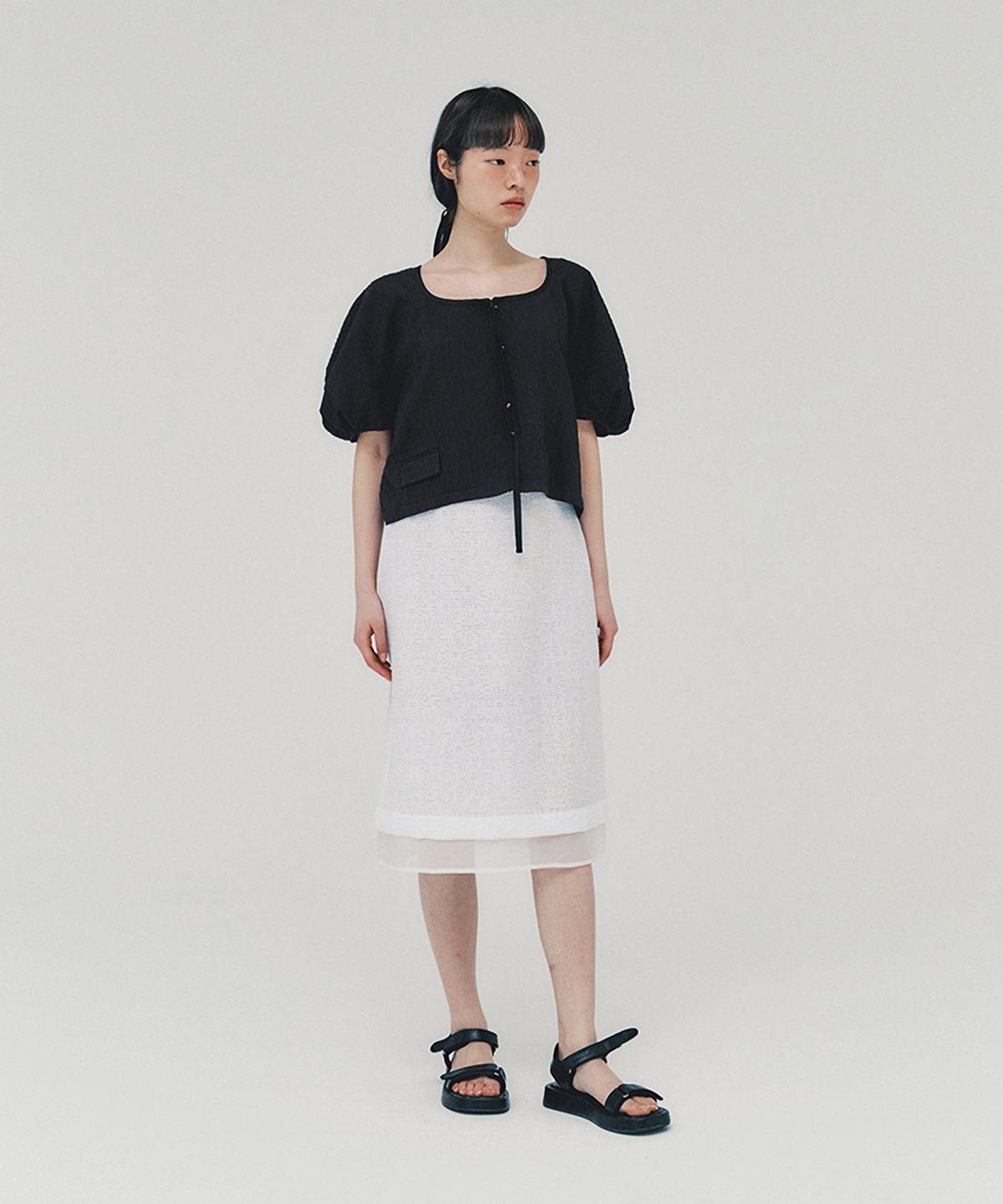 아위(AHWE) Tie Blouse_BLACK