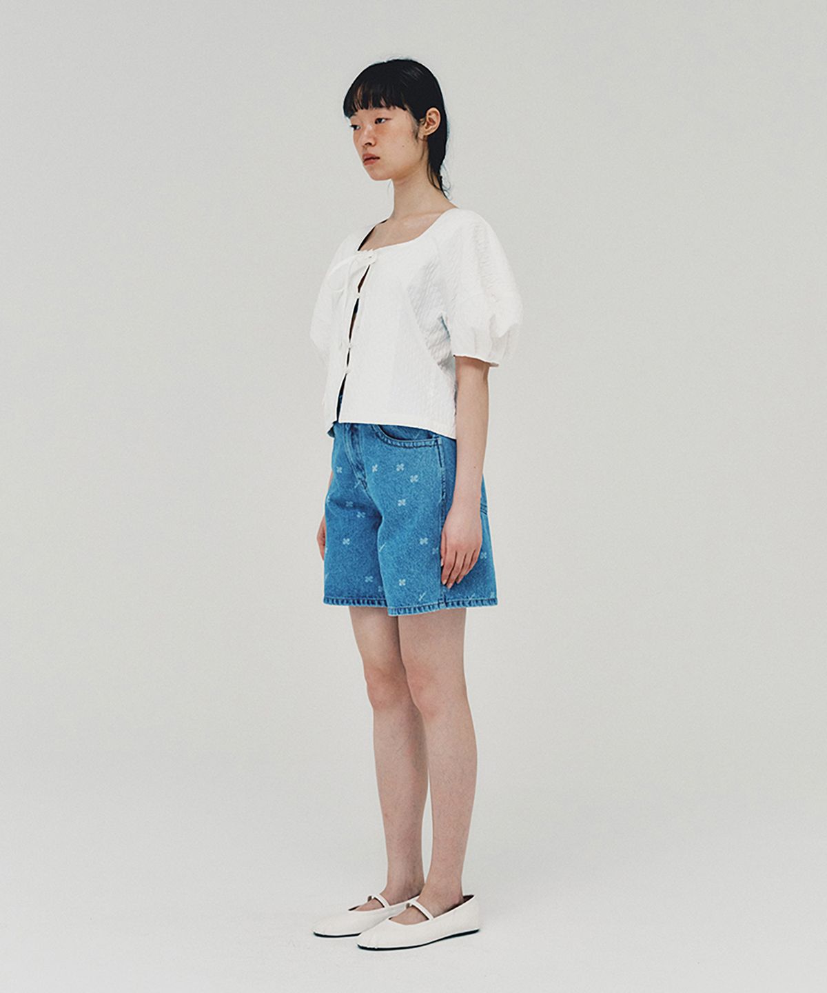 아위(AHWE) Tie Blouse_WHITE