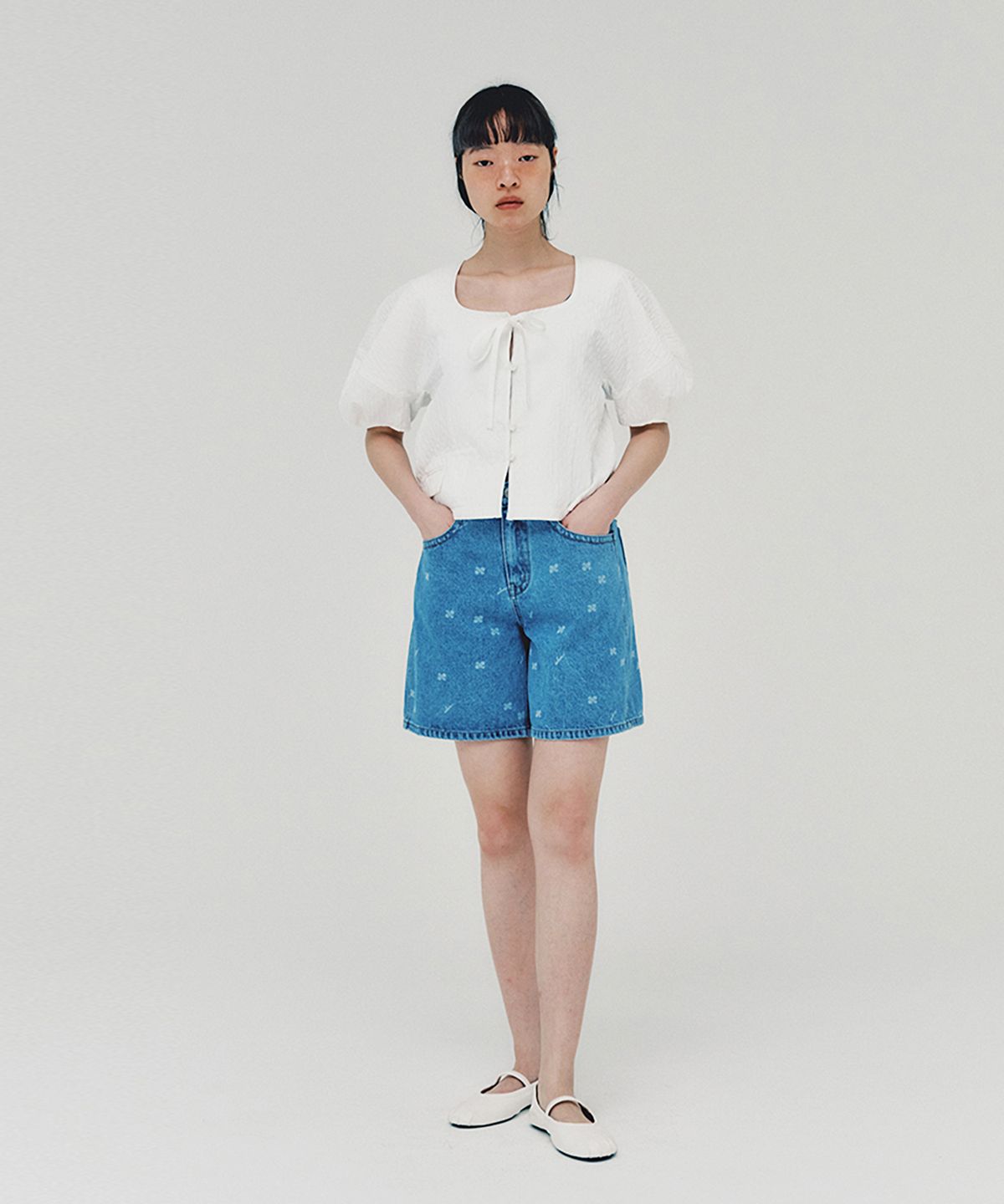 아위(AHWE) Tie Blouse_WHITE