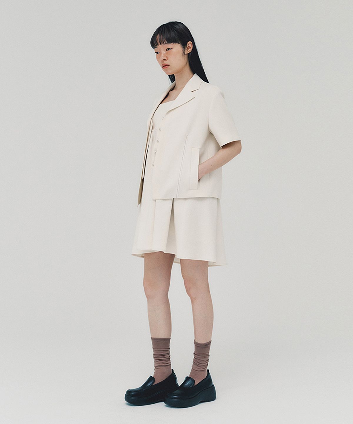 아위(AHWE) Linen Like Vest Jacket_CREAM