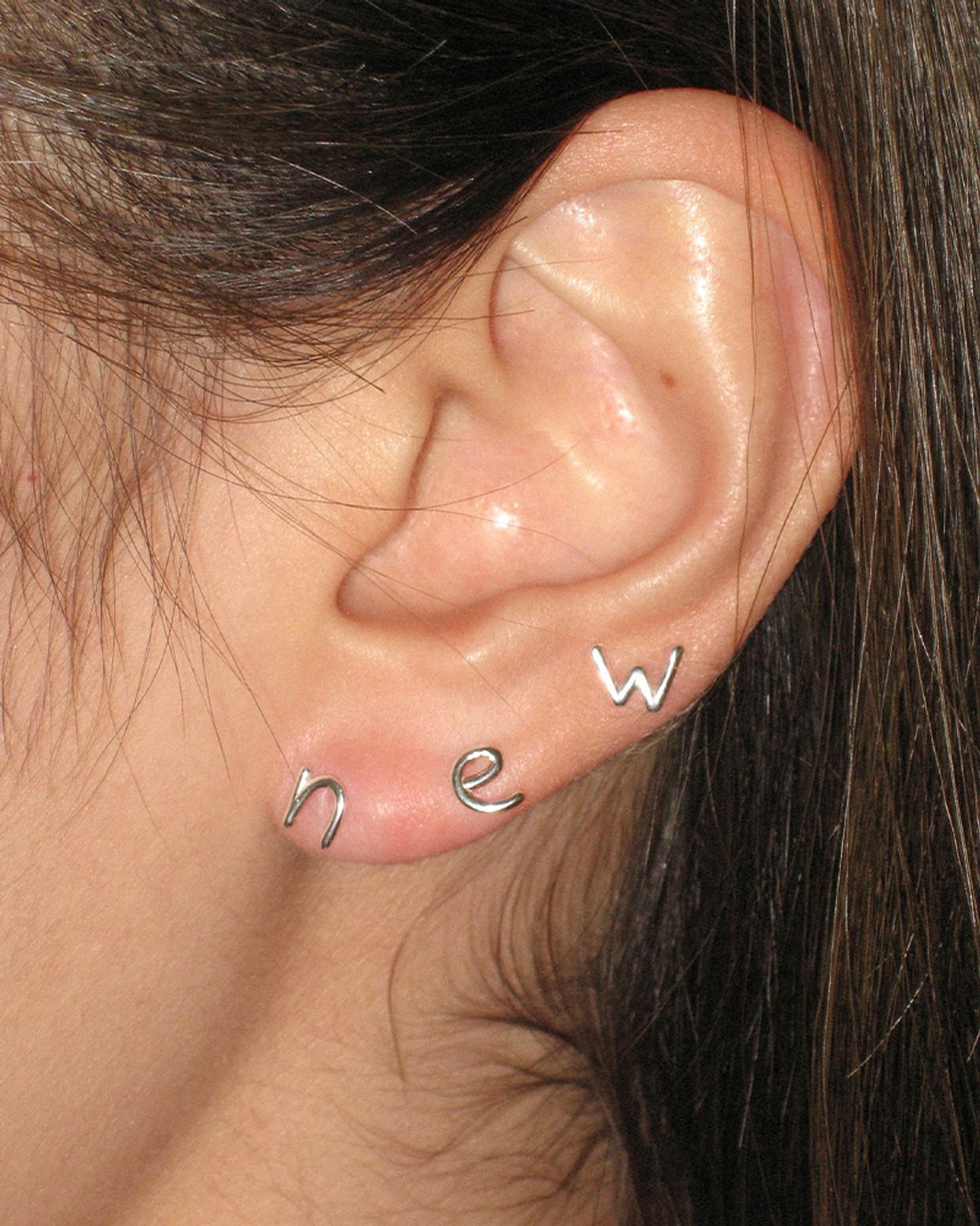 잇더즌매터(IT DOESN'T MATTER) [Silver ver.] Initial doodle piercing