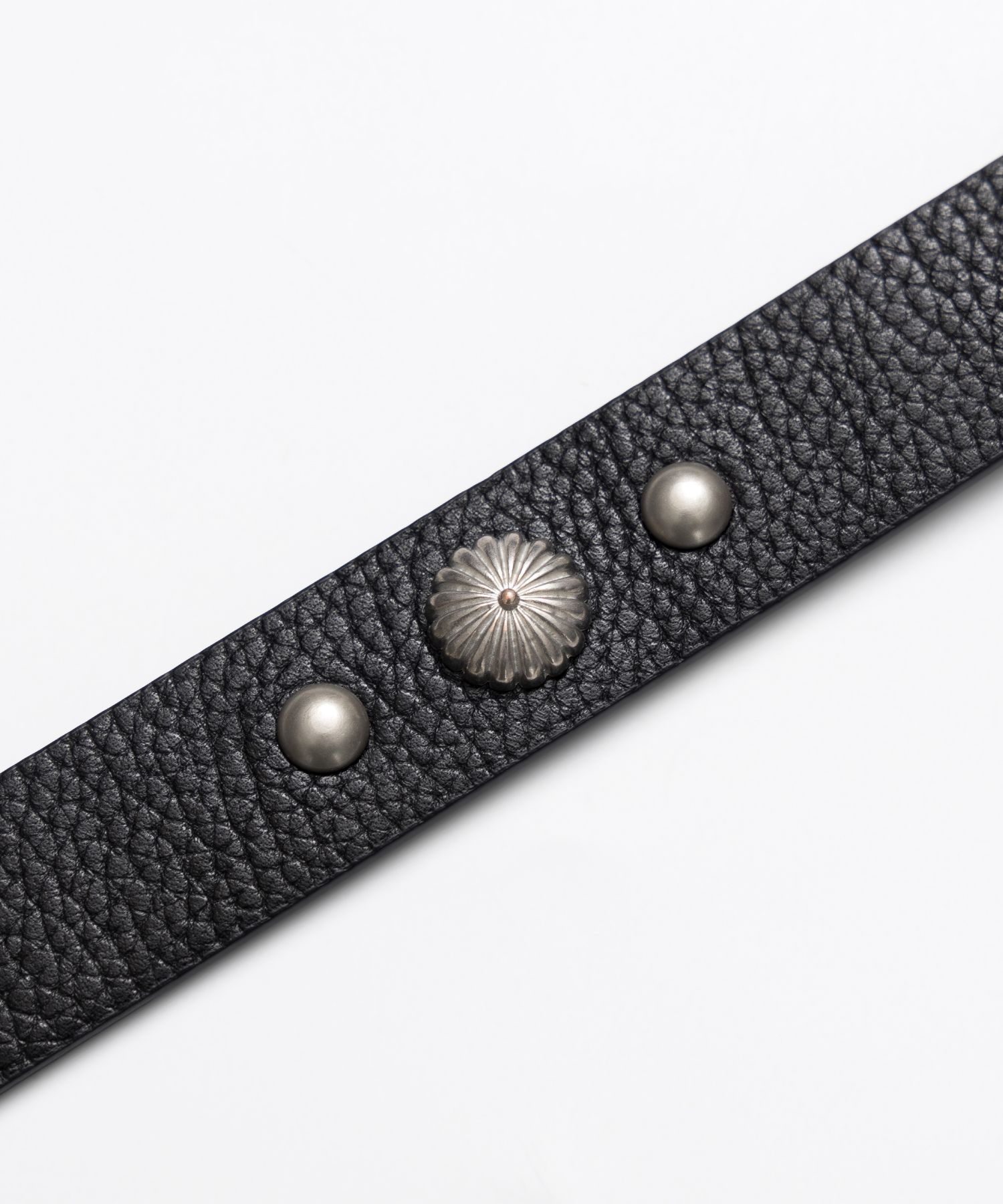 ベルト IUGAMAKARAS Studded Bumpy Buckle Belt (20mm) 4FT1315 MUSINSA | IUGAMAKARAS Studded Bumpy Buckle Belt (20mm)