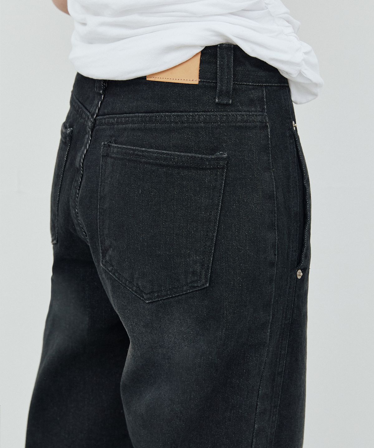 웨어리즈(WEARIS) 사이드 라인 포켓 데님_블랙