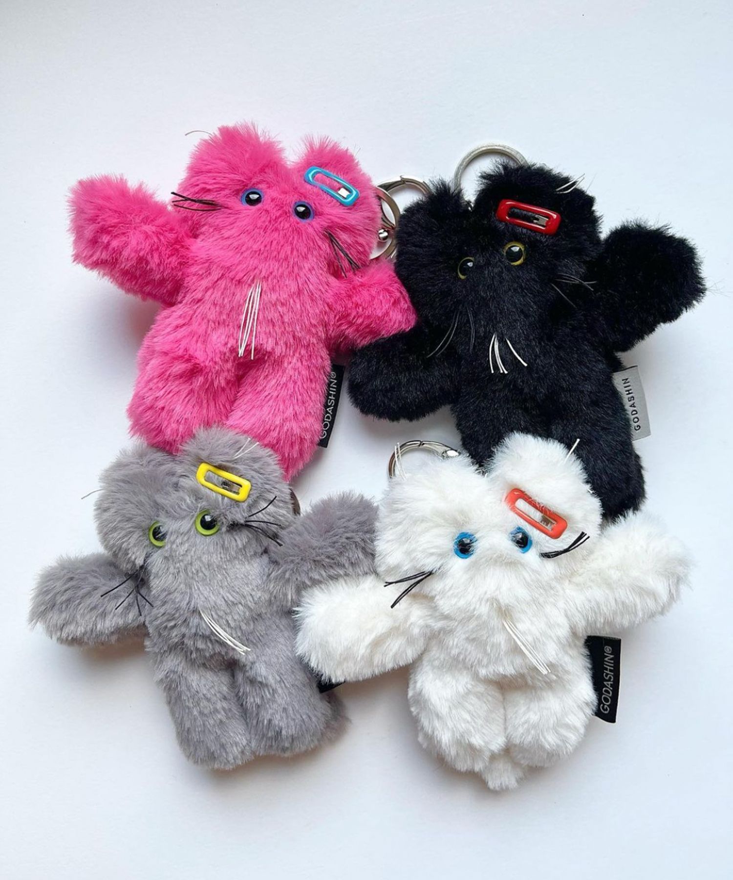 MUSINSA | GODASHIN GODASHIN Cats Keyring