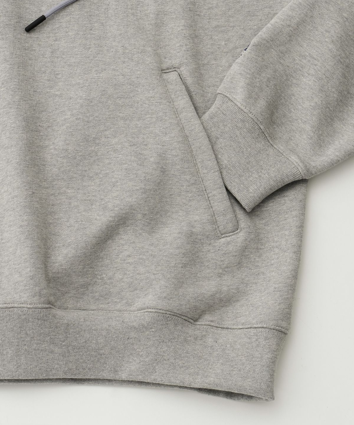 어나더오피스 우먼(ANOTHER OFFICE WOMEN) Women Gymnasium Half Zip-up Hoodie (Heather Gray)