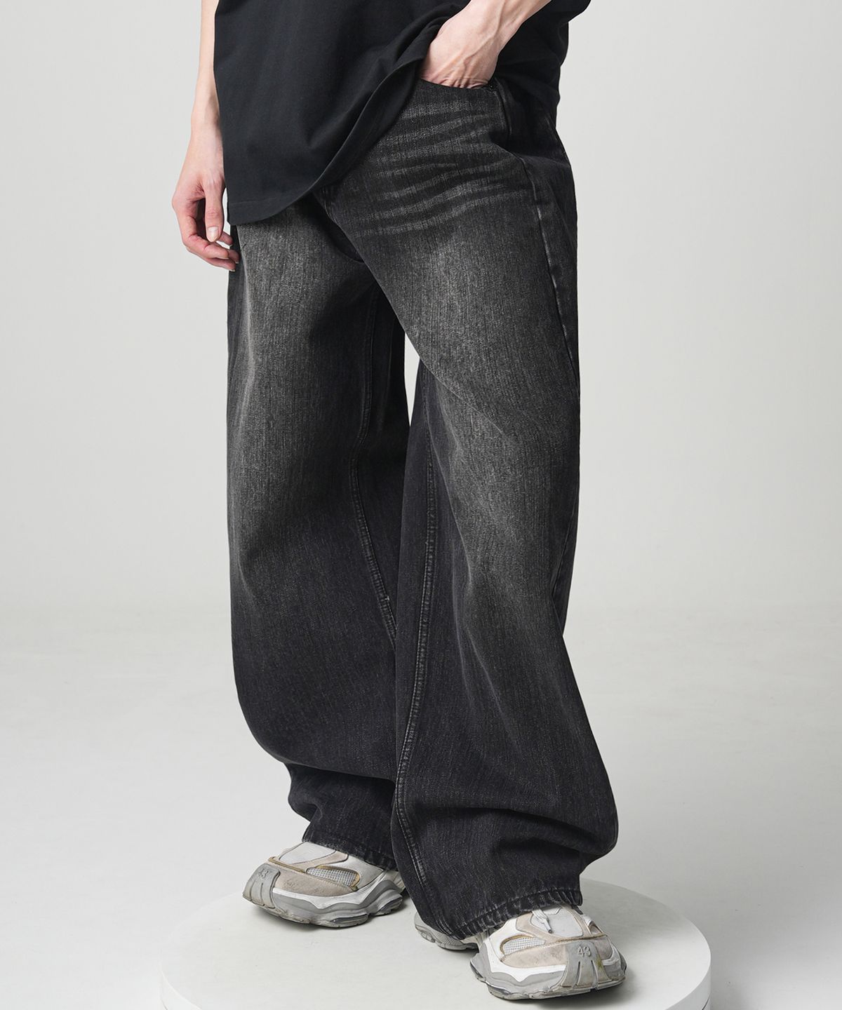 어반드레스(AVANDRESS) Incision Wide Denim Pants - 4COL