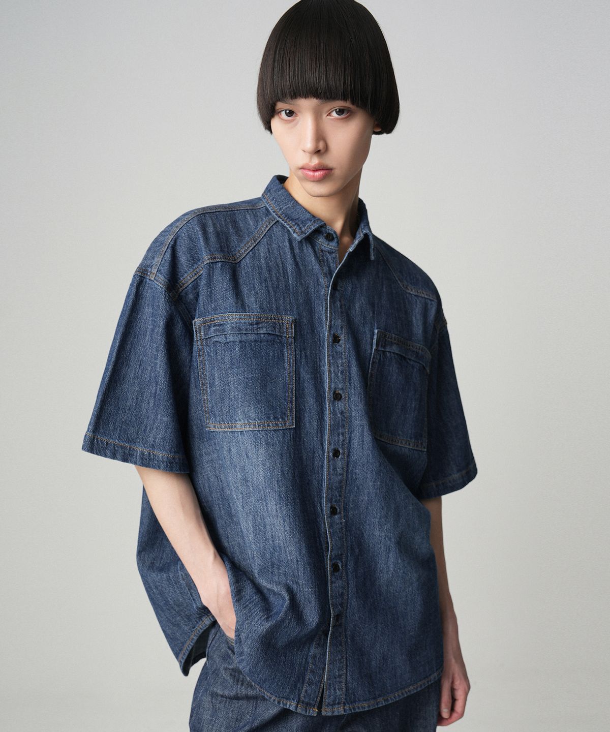 어반드레스(AVANDRESS) Cooling Western Short-sleeve Denim Shirt - 2COL