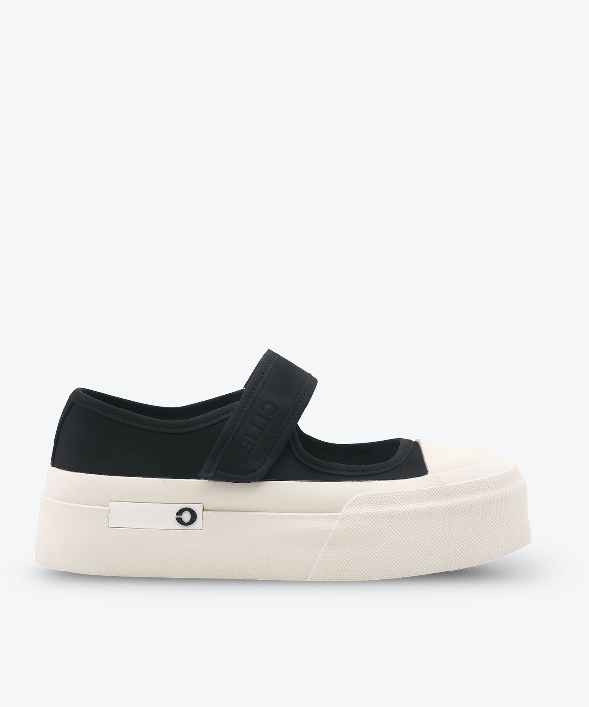 클립(CLLIB) DNST EDGE 스탠딩 스니커즈 5CM-CL0403 (2color)