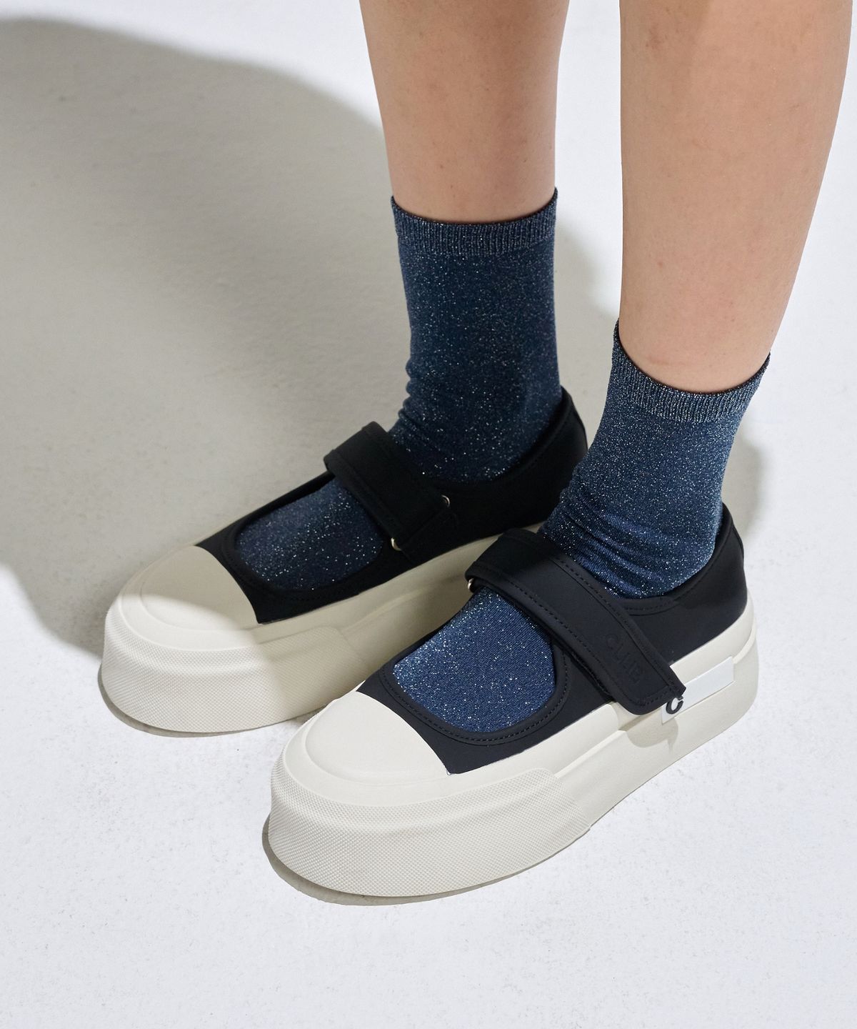 클립(CLLIB) DNST EDGE 스탠딩 스니커즈 5CM-CL0403 (2color)