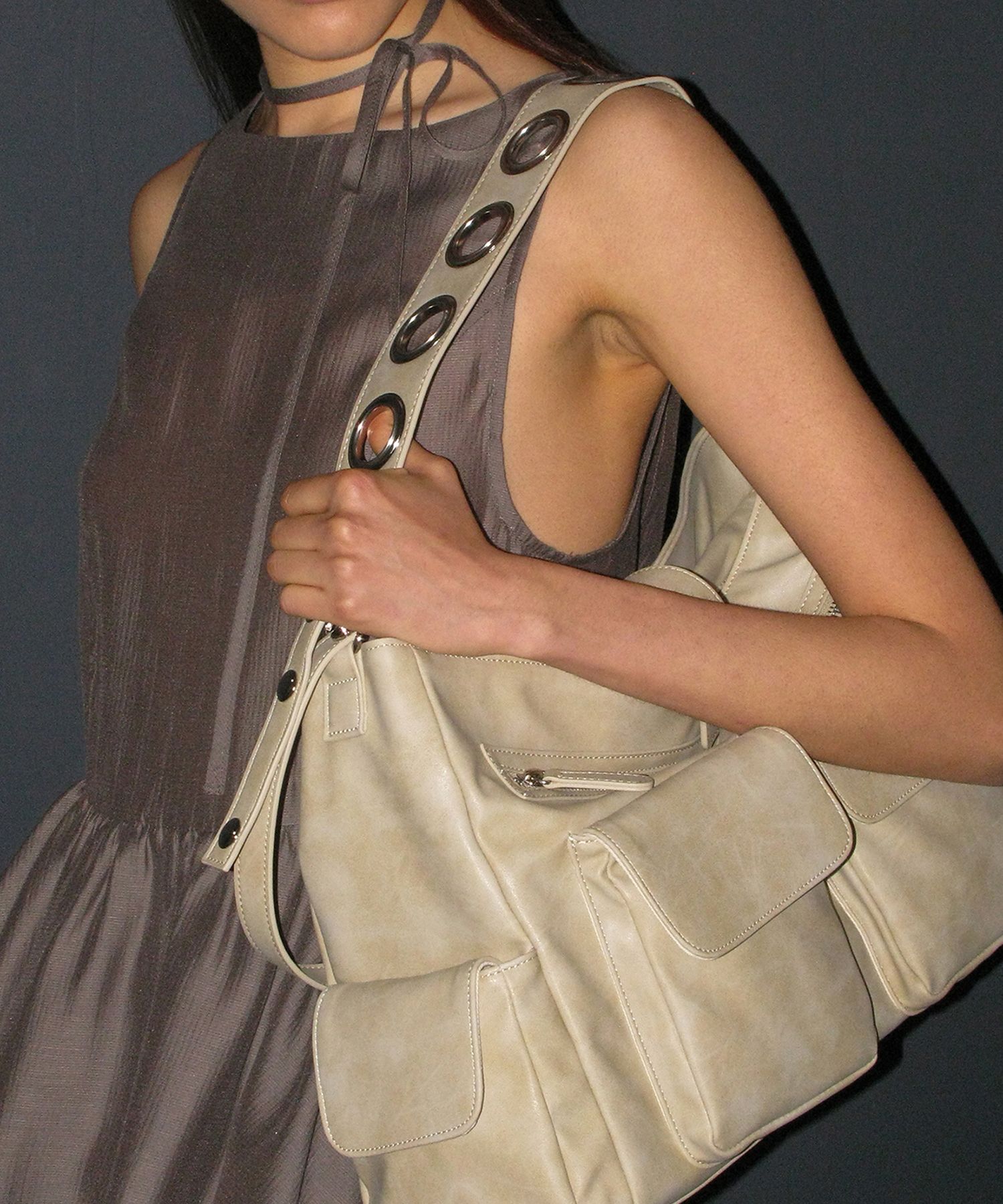 韓国商品/PARTIMENTO WOMEN VINTAGE POCKET BUCKET BAG MUSINSA | PARTIMENTO WOMEN Vintage Pocket Bucket Bag_Dusty