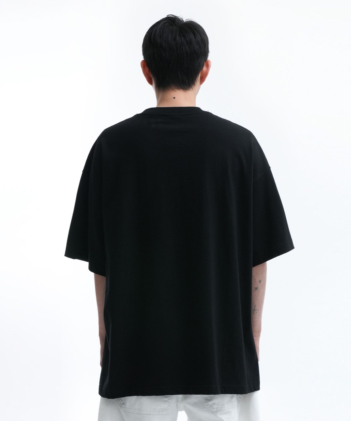 오픈야드(오와이)(OPENYARD(OY)) PIXEL FLOWER T-BLACK