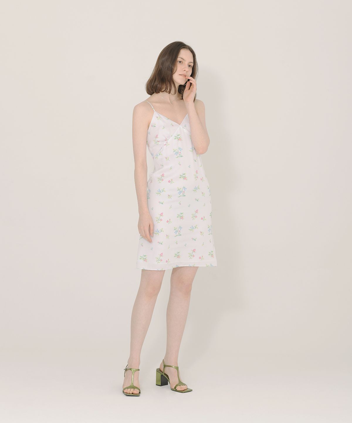아이스가든에이오공팔(ICE GARDEN A.508) Cross-stitch Floral Print Dress