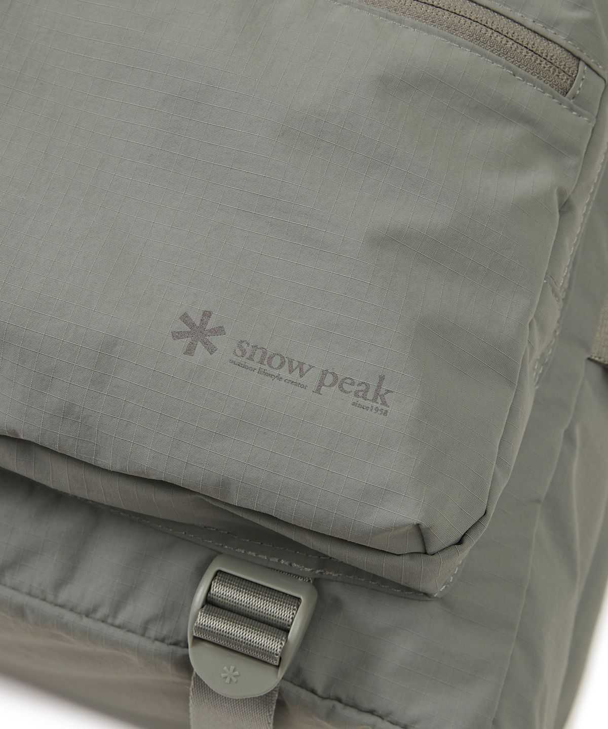 스노우피크 어패럴(SNOWPEAK APPAREL) 듀얼테크 백팩 25L Light Khaki (S24ZUFBP31)