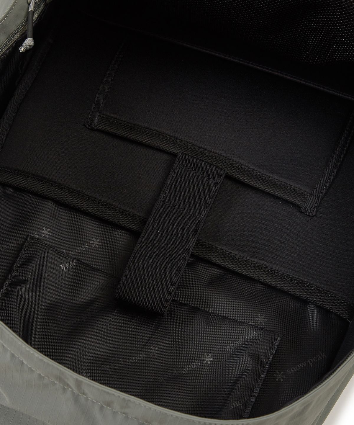 스노우피크 어패럴(SNOWPEAK APPAREL) 듀얼테크 백팩 25L Light Khaki (S24ZUFBP31)