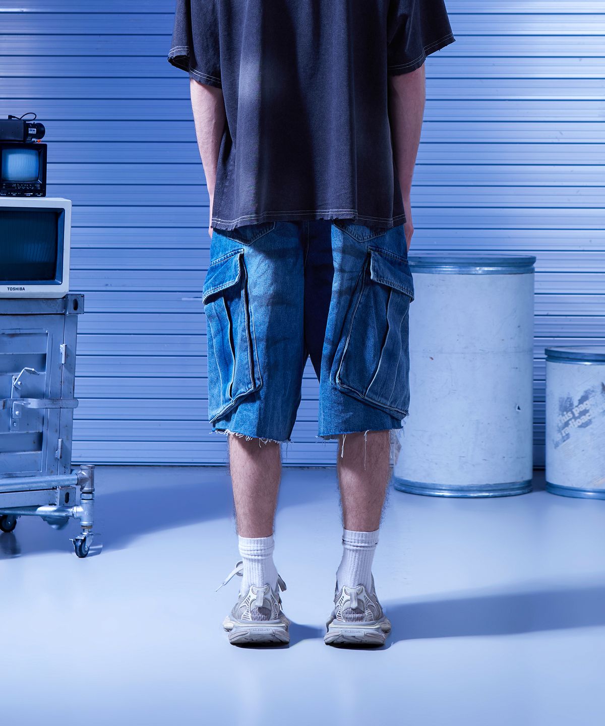 도미넌트(DOMINANT) Dirty wide bermuda pants_Denim blue