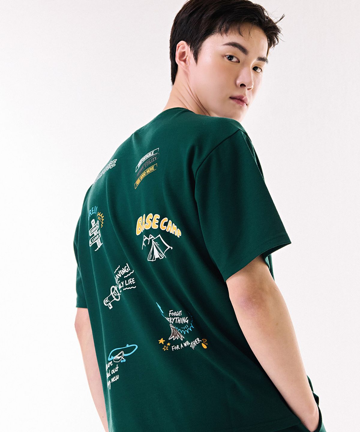 체이스컬트(CHASECULT) 공용 키치 그래픽 반팔 티셔츠-DBRU5813D0C