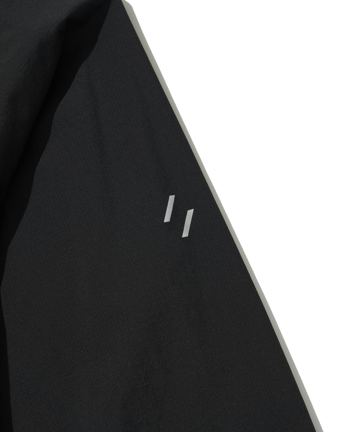 웰터 익스페리먼트(WELTER EXPERIMENT) LIGHT PACKABLE WINDBREAKER_BLACK_WOL058