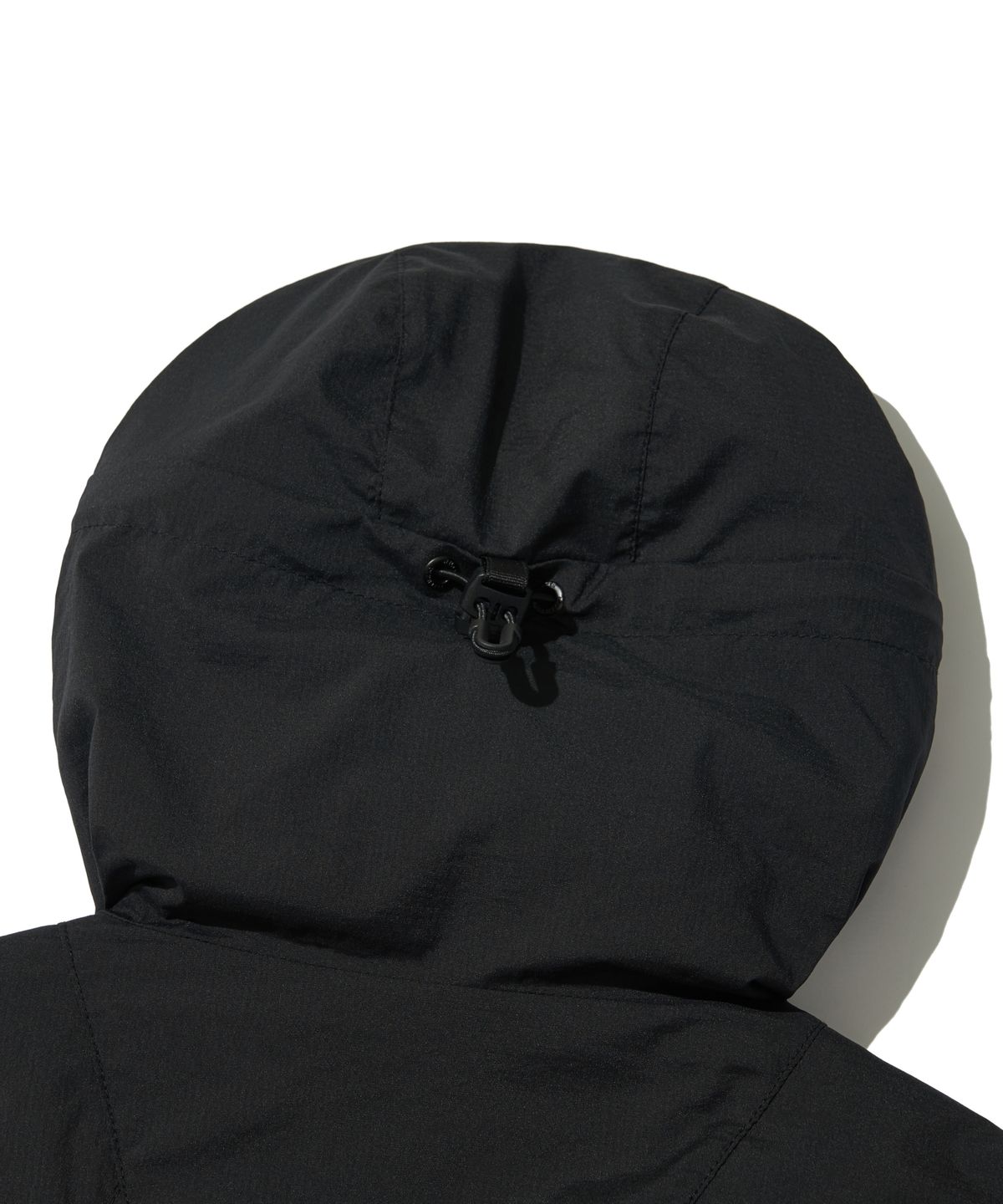 웰터 익스페리먼트(WELTER EXPERIMENT) DETACHABLE LIGHT WINDBREAKER_BLACK_WOL061