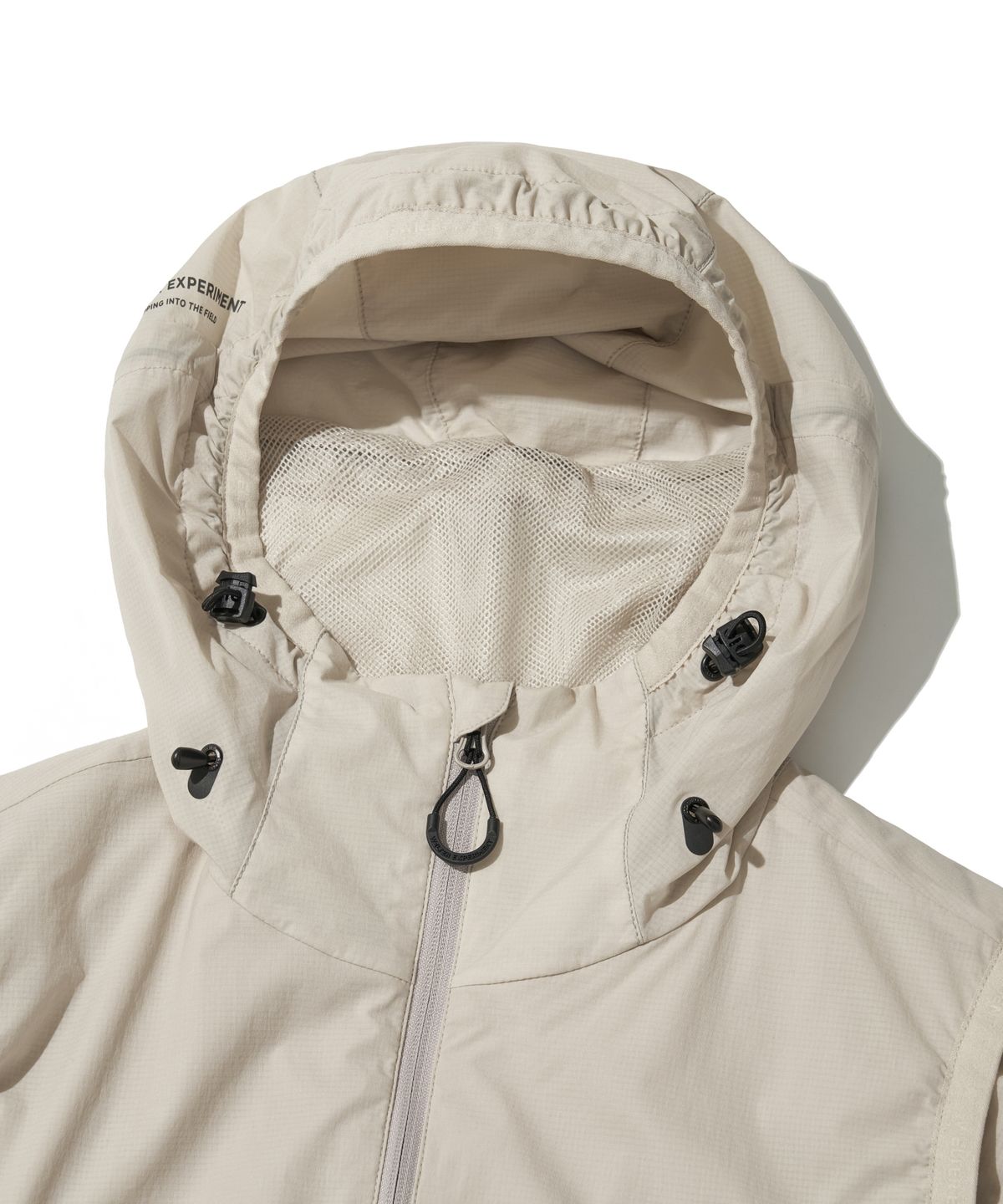 웰터 익스페리먼트(WELTER EXPERIMENT) DETACHABLE LIGHT WINDBREAKER_CREAM_WOL062