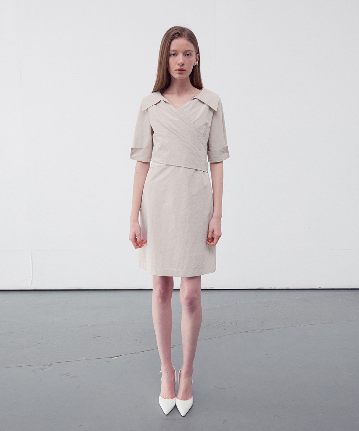 리이(RE RHEE) DRAPED WRAP SHIRT DRESS