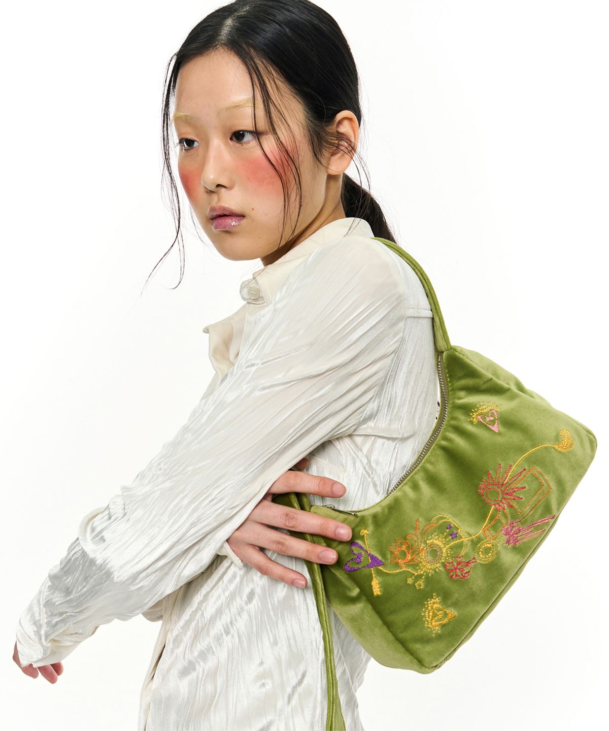 킴지수(KIMZISU) Multicolour Embroidery Velvet Mini Bag _ GREEN