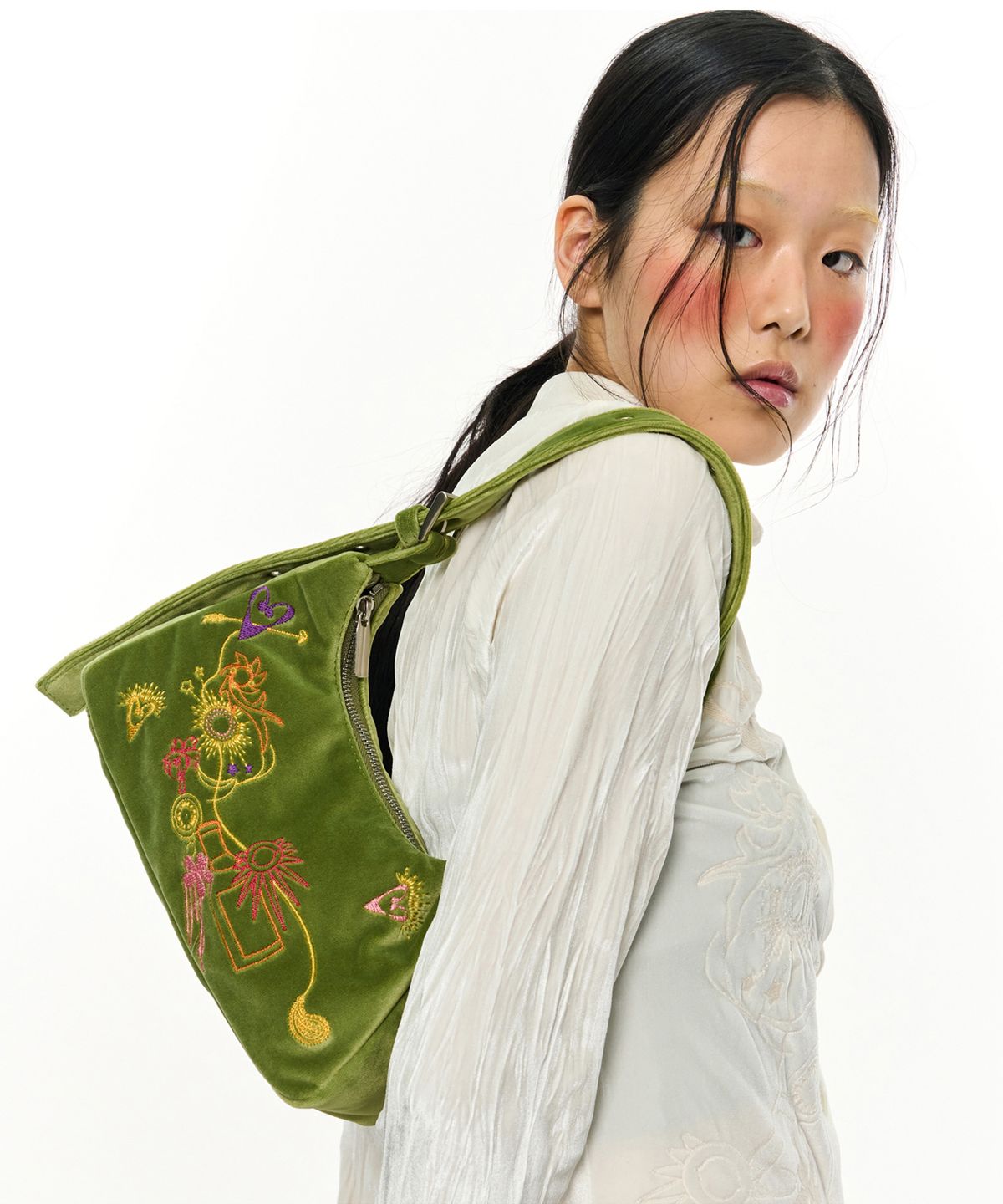 킴지수(KIMZISU) Multicolour Embroidery Velvet Mini Bag _ GREEN