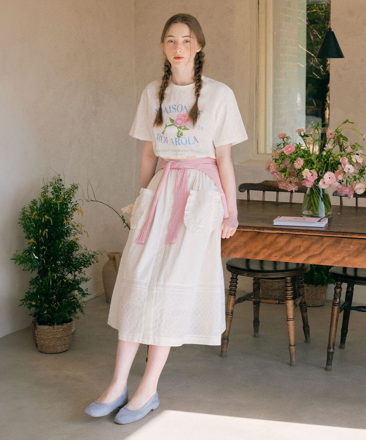 로라로라(ROLAROLA) FRILL POCKET LONG SKIRT IVORY