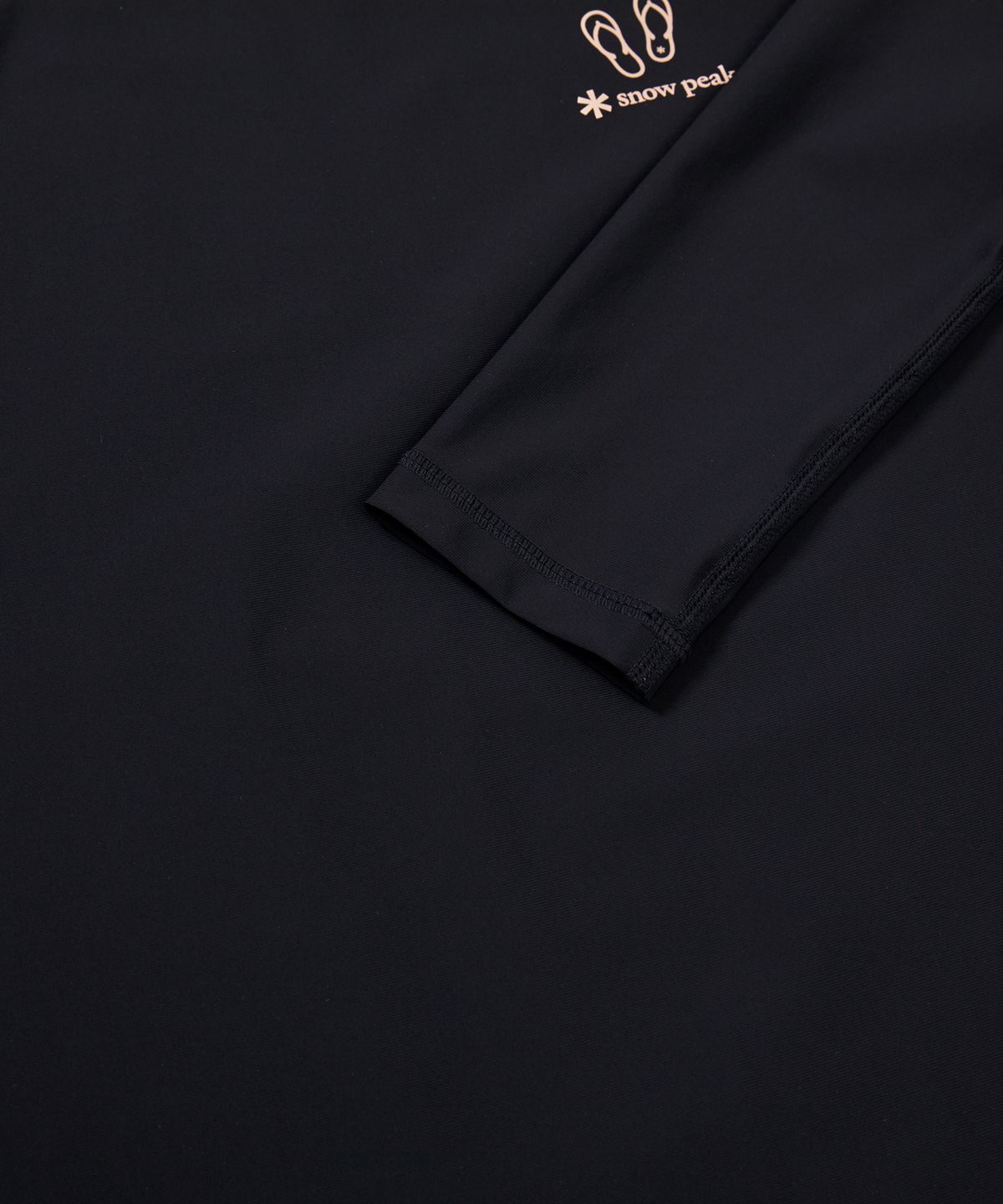 스노우피크 어패럴(SNOWPEAK APPAREL) 루즈핏 여성 긴팔 래쉬가드 Black (S24MWWSW07)