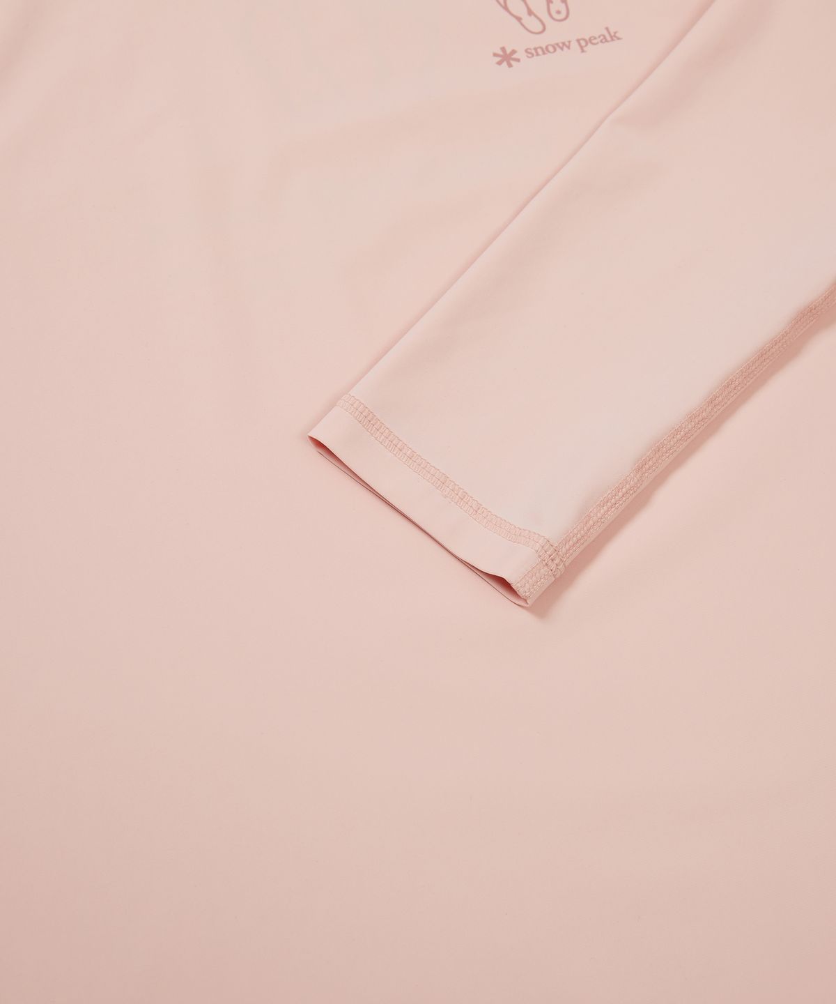스노우피크 어패럴(SNOWPEAK APPAREL) 루즈핏 여성 긴팔 래쉬가드 Light Pink (S24MWWSW07)