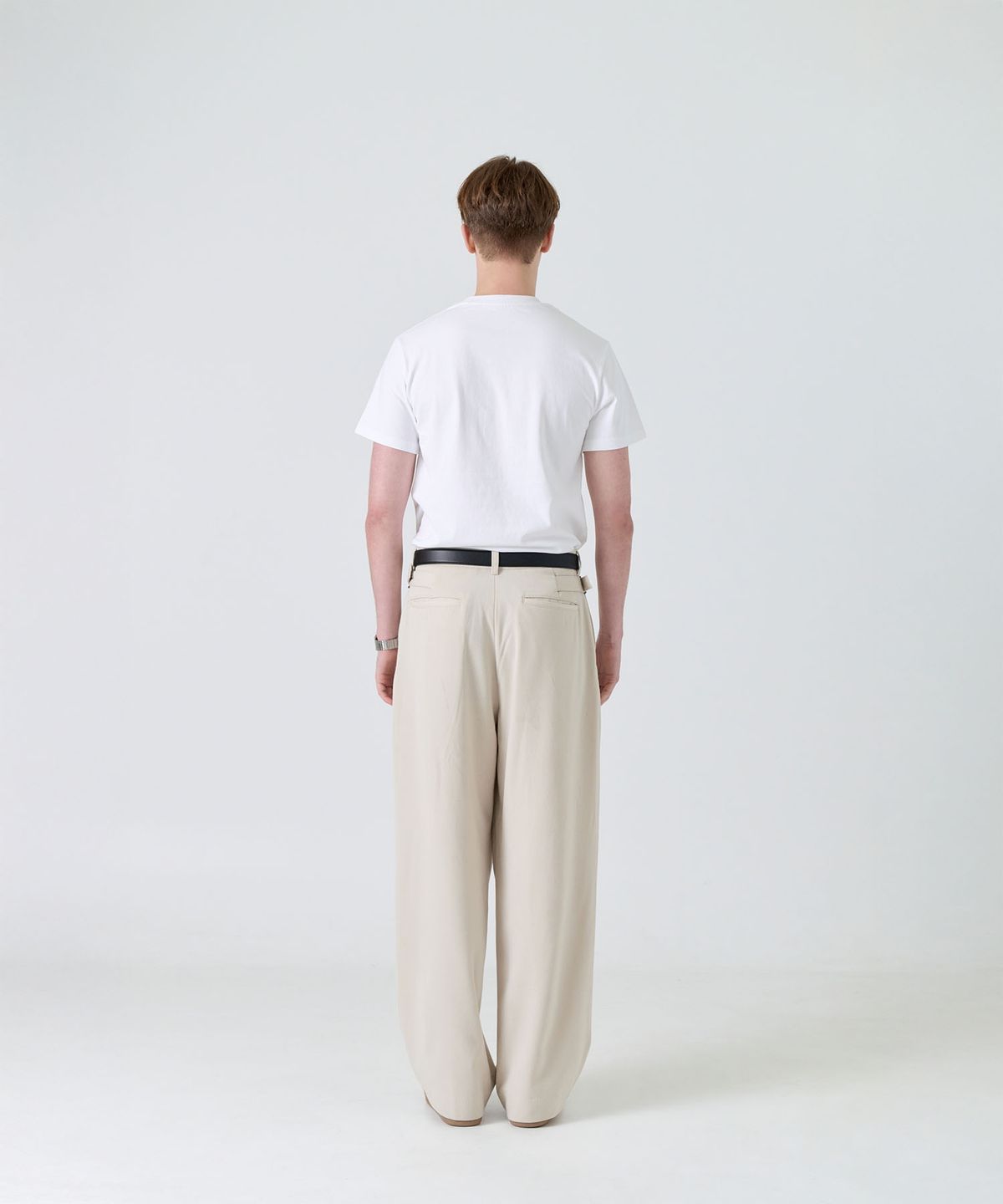 제마 에르베 르 코티디앙(ZEMA ÉLEVER LE QUOTIDIEN) Oldew T-Shirt - White (올듀 티셔츠)