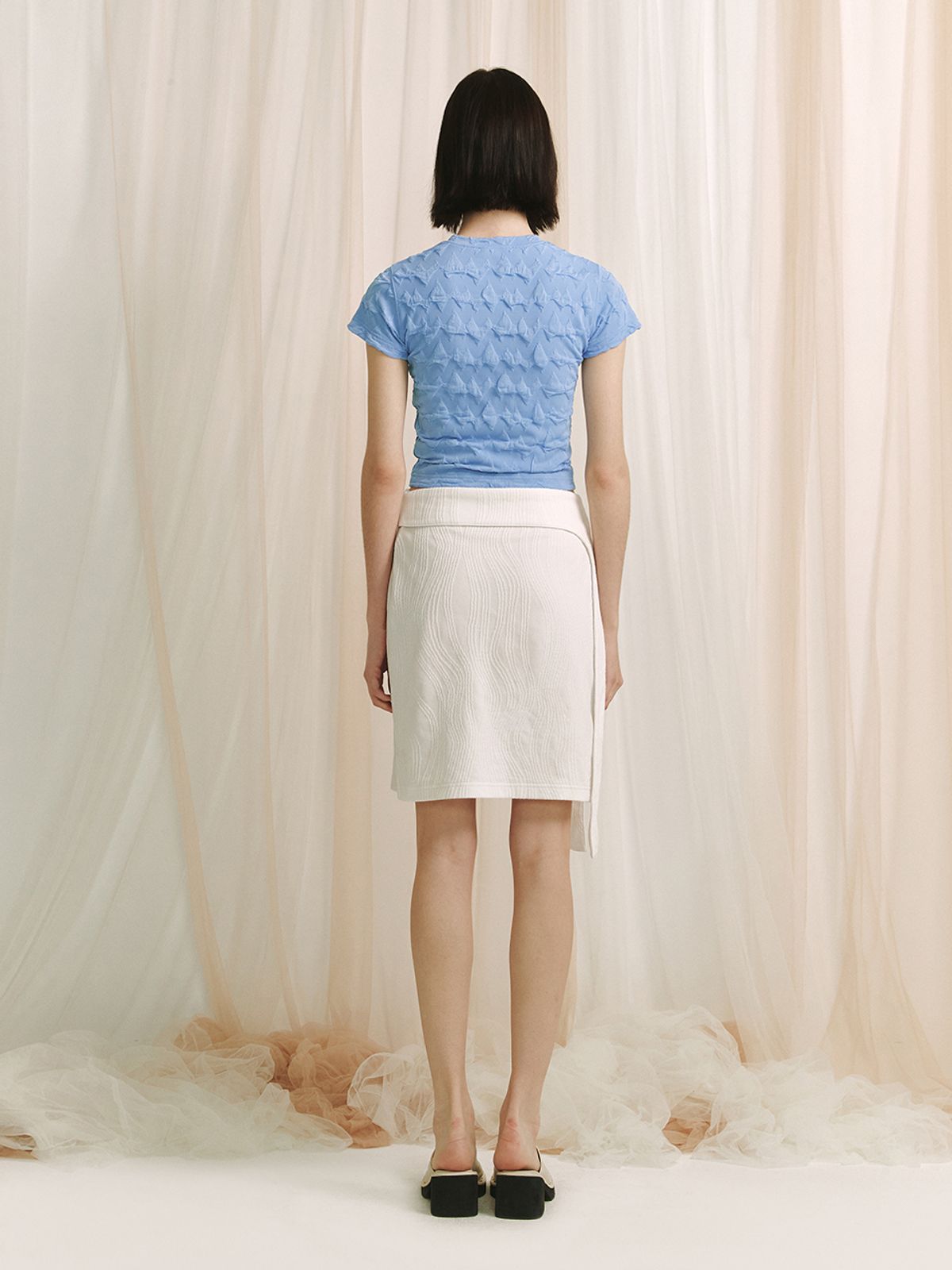민더리(MEENDERI) WAVE JACQUARD T-SHIRT - SKY BLUE
