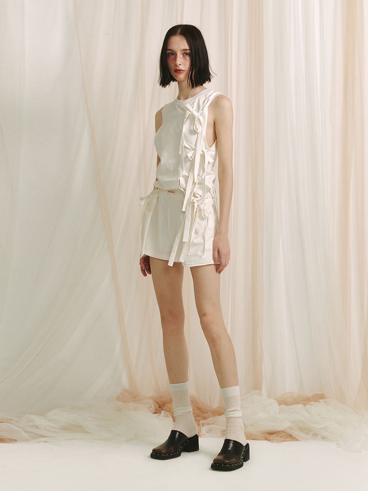 민더리(MEENDERI) ASYMMETRIC TIED TOP - OFF WHITE