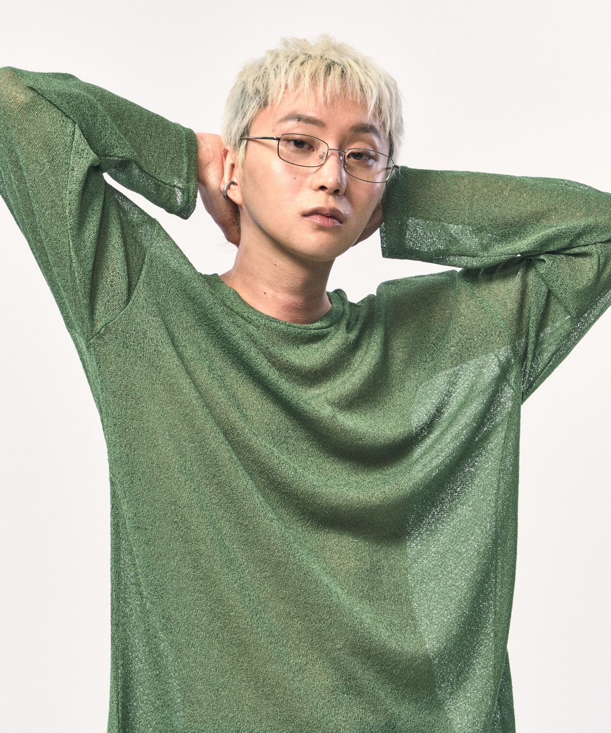 씨웨어 바이 더 지니어스(C WEAR BY THE GENIUS) 시스루 롱 슬리브 티셔츠 그린