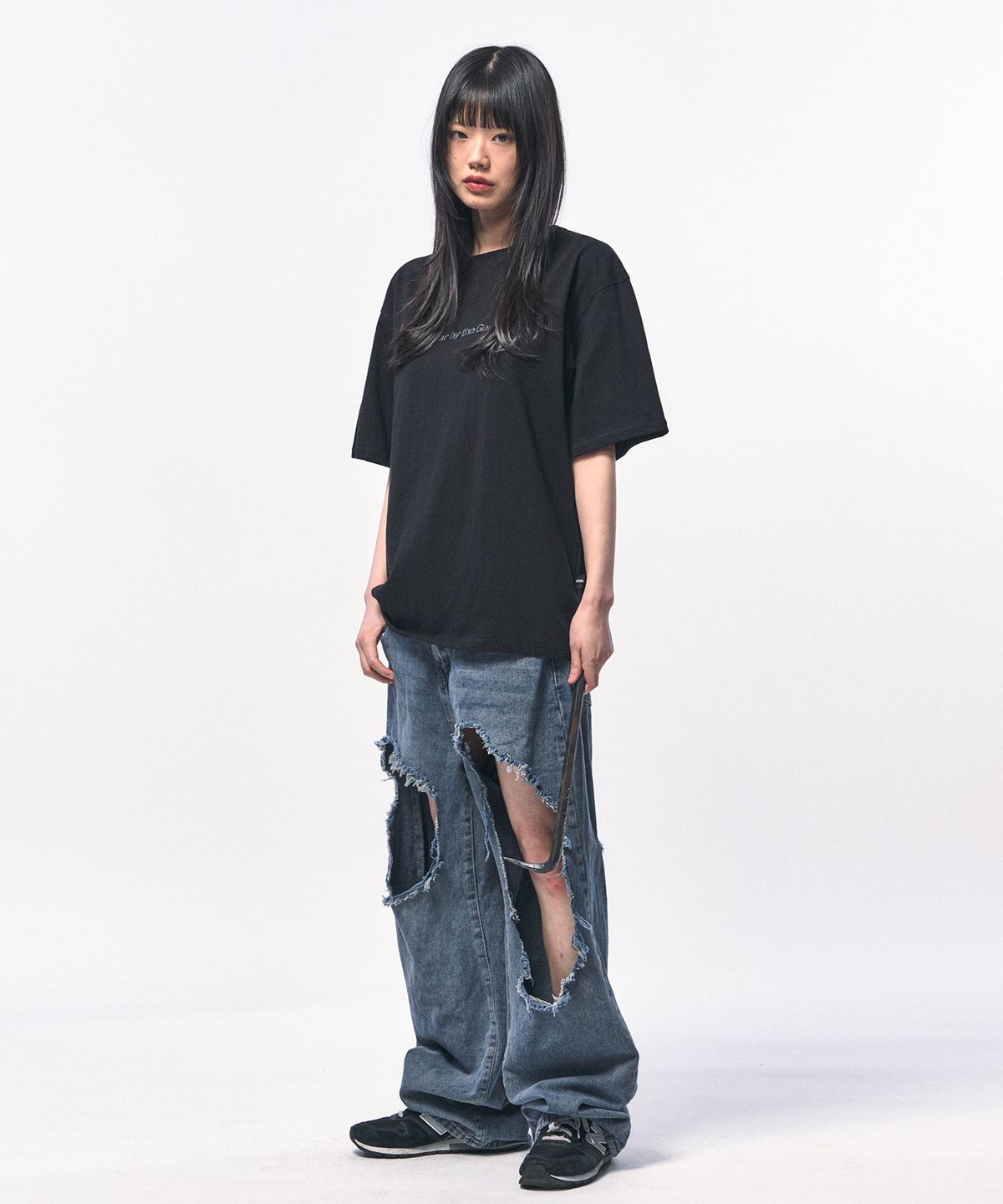 씨웨어 바이 더 지니어스(C WEAR BY THE GENIUS) 씨웨어 오버사이즈 티셔츠 블랙