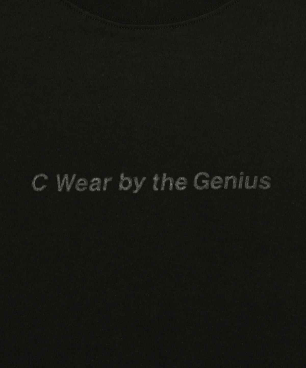 씨웨어 바이 더 지니어스(C WEAR BY THE GENIUS) 씨웨어 크롭 티셔츠 블랙