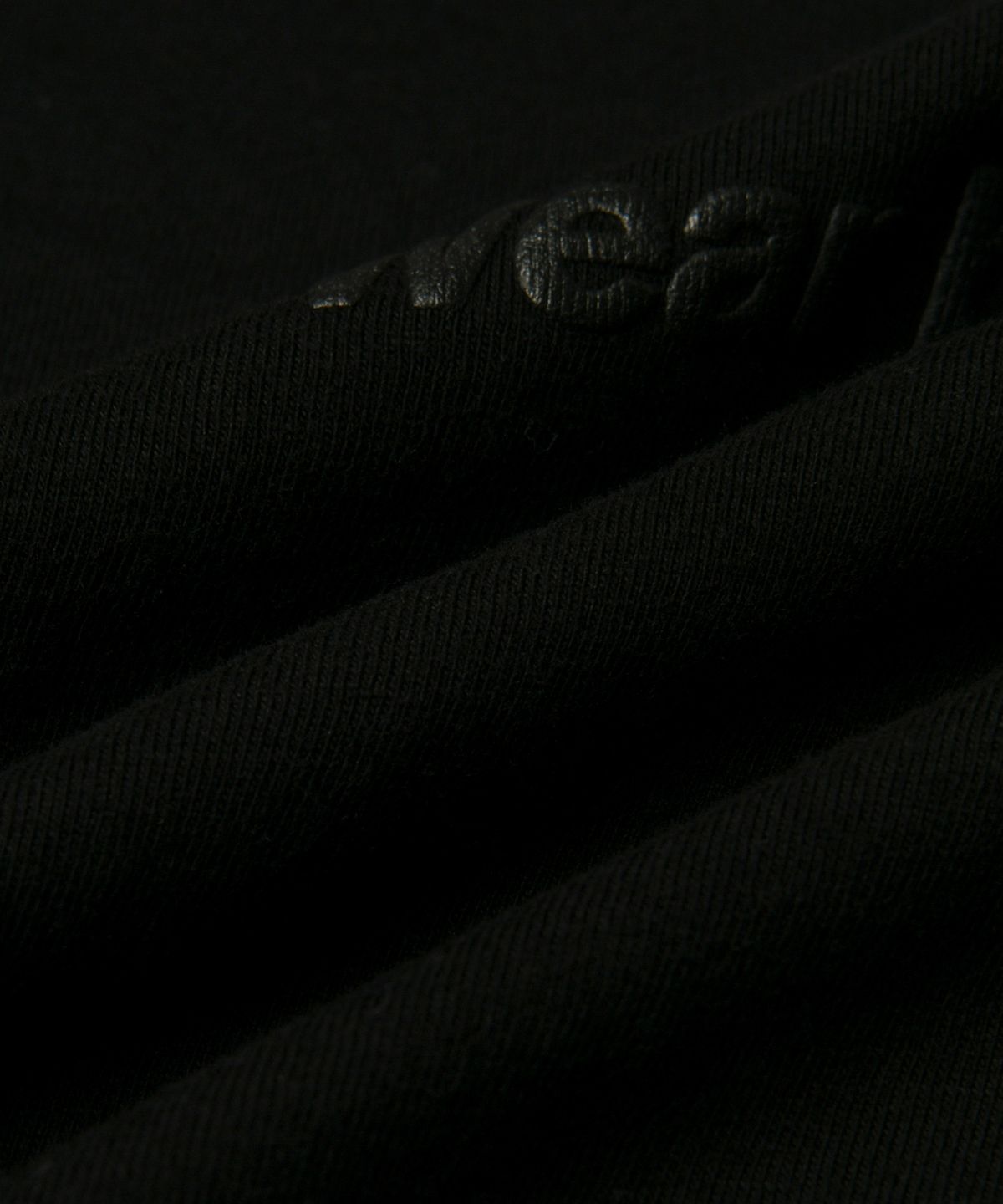 씨웨어 바이 더 지니어스(C WEAR BY THE GENIUS) 씨웨어 크롭 티셔츠 블랙