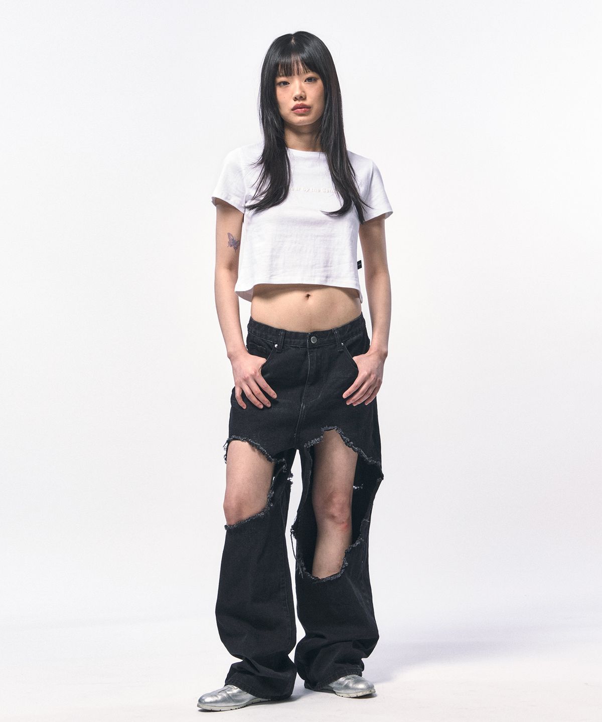 씨웨어 바이 더 지니어스(C WEAR BY THE GENIUS) 씨웨어 크롭 티셔츠 화이트