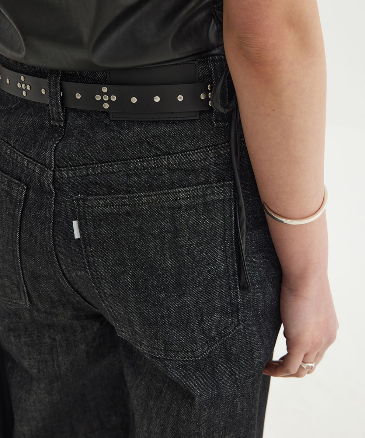 유스(YOUTH) Wide Denim Pants (W) - Washed Black