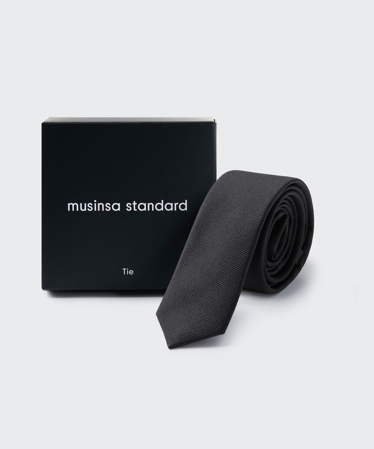 무신사 스탠다드(MUSINSA STANDARD) 실크 슬림 솔리드 넥타이 [그레이]