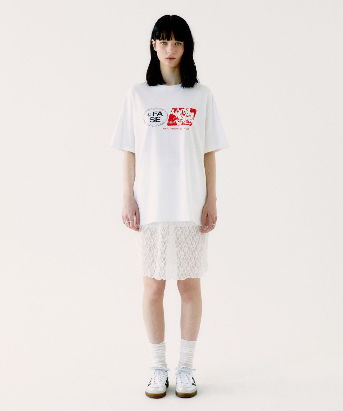 파세(FASE) 레드 포인트 로즈 티 - 화이트