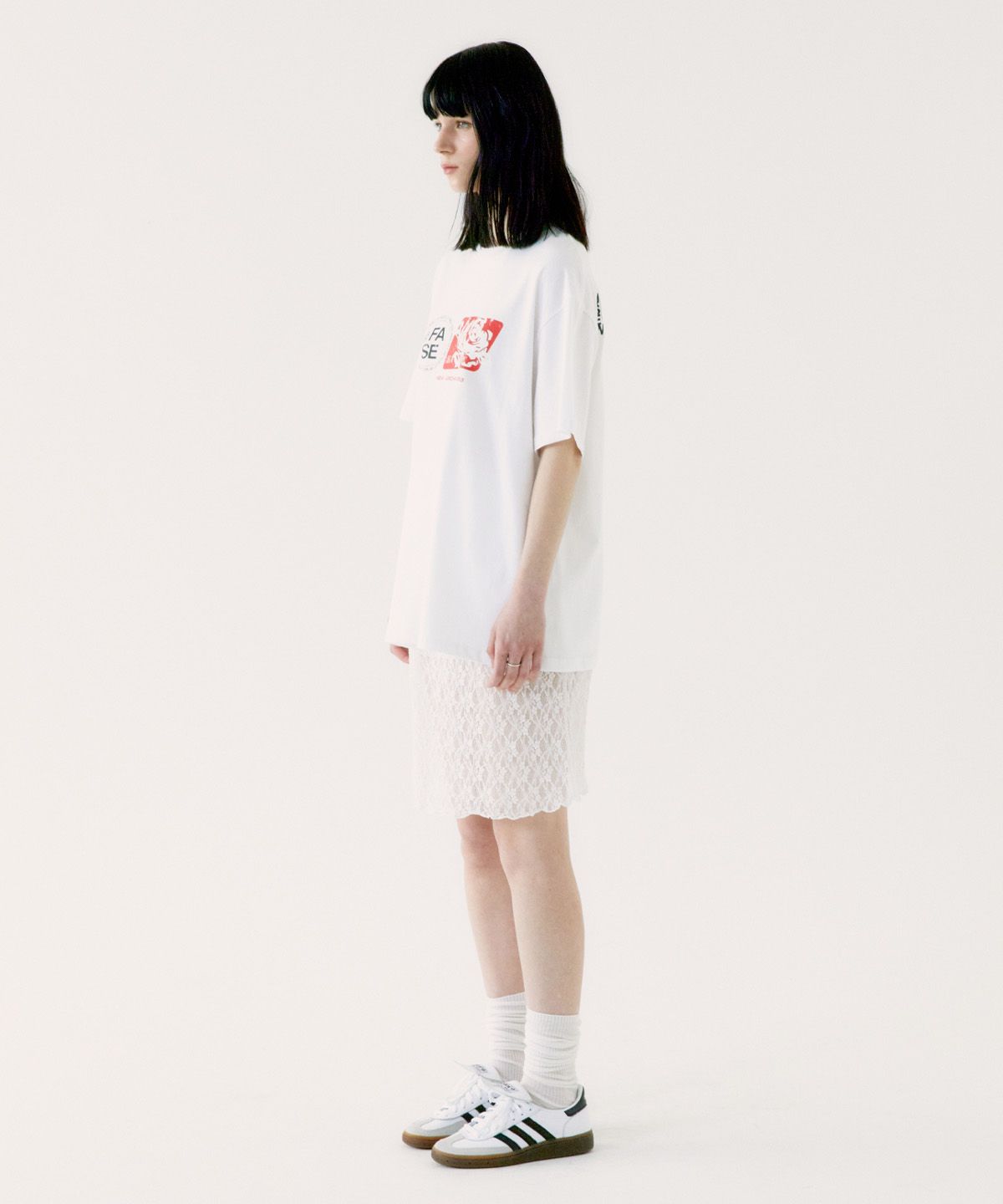 파세(FASE) 레드 포인트 로즈 티 - 화이트