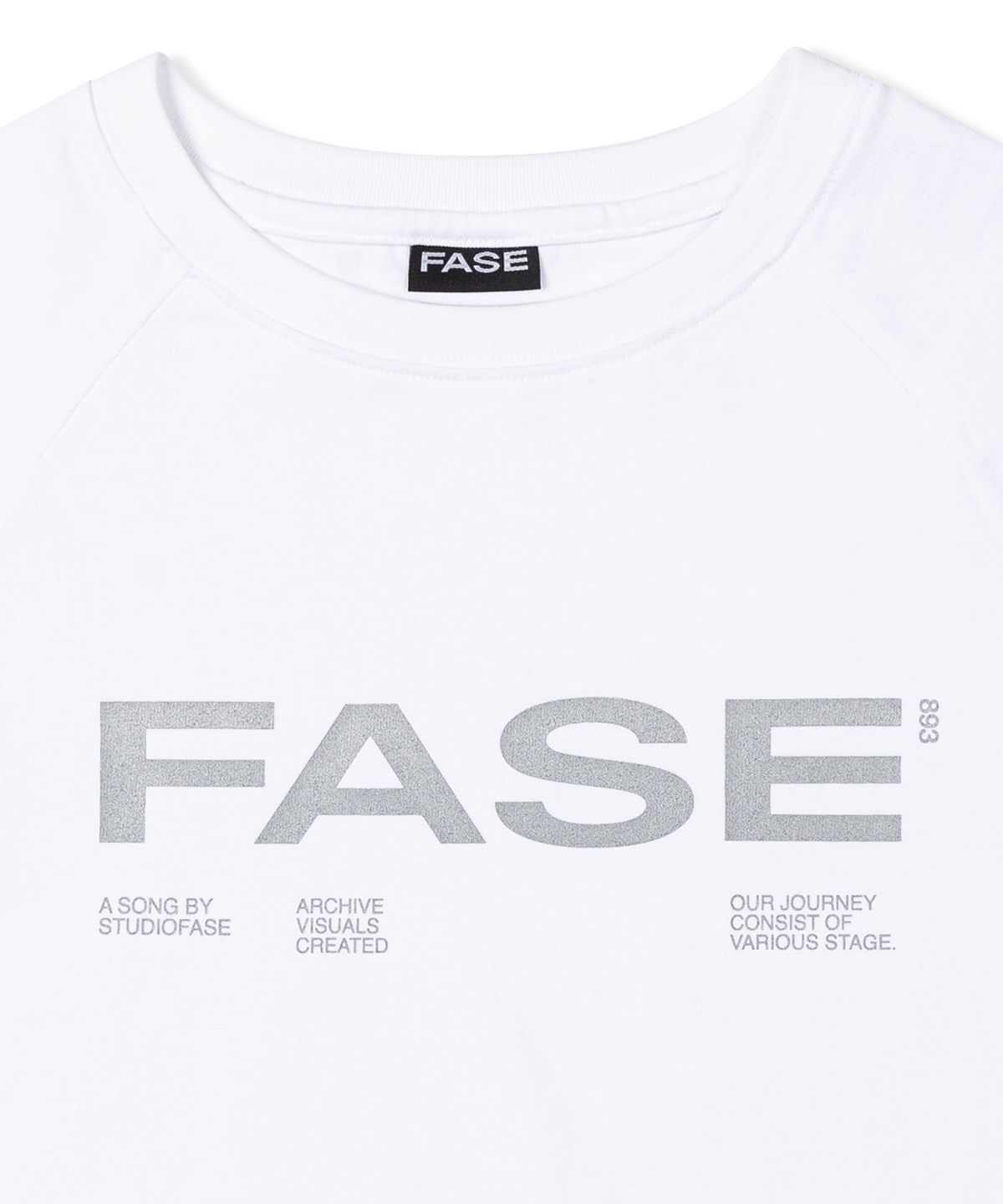 파세(FASE) 실버 프린팅 베이비 티 - 화이트