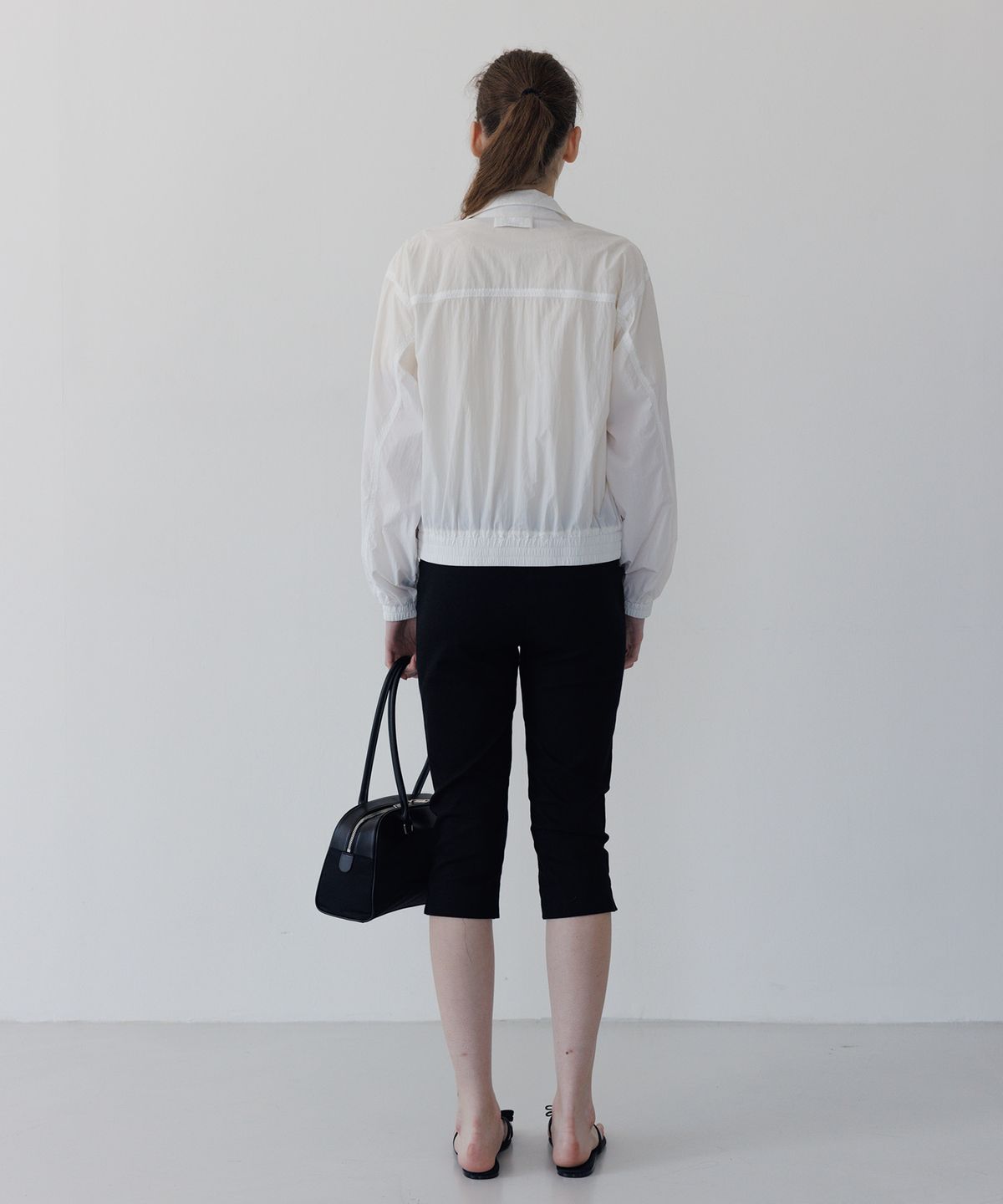 튜드먼트(TTUDEMENT) STAND COLLAR BLOUSON WHITE