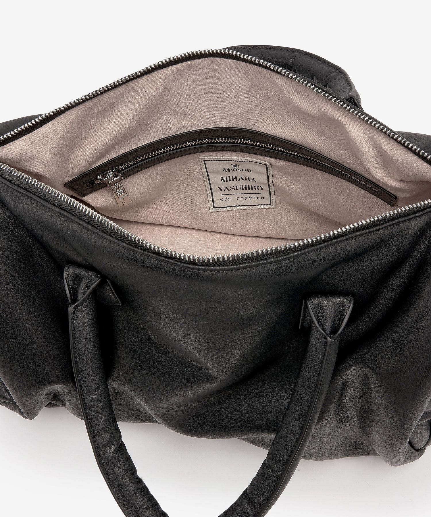 MUSINSA | MAISON MIHARA YASUHIRO PUFFER SHOULDER BAG - BLACK