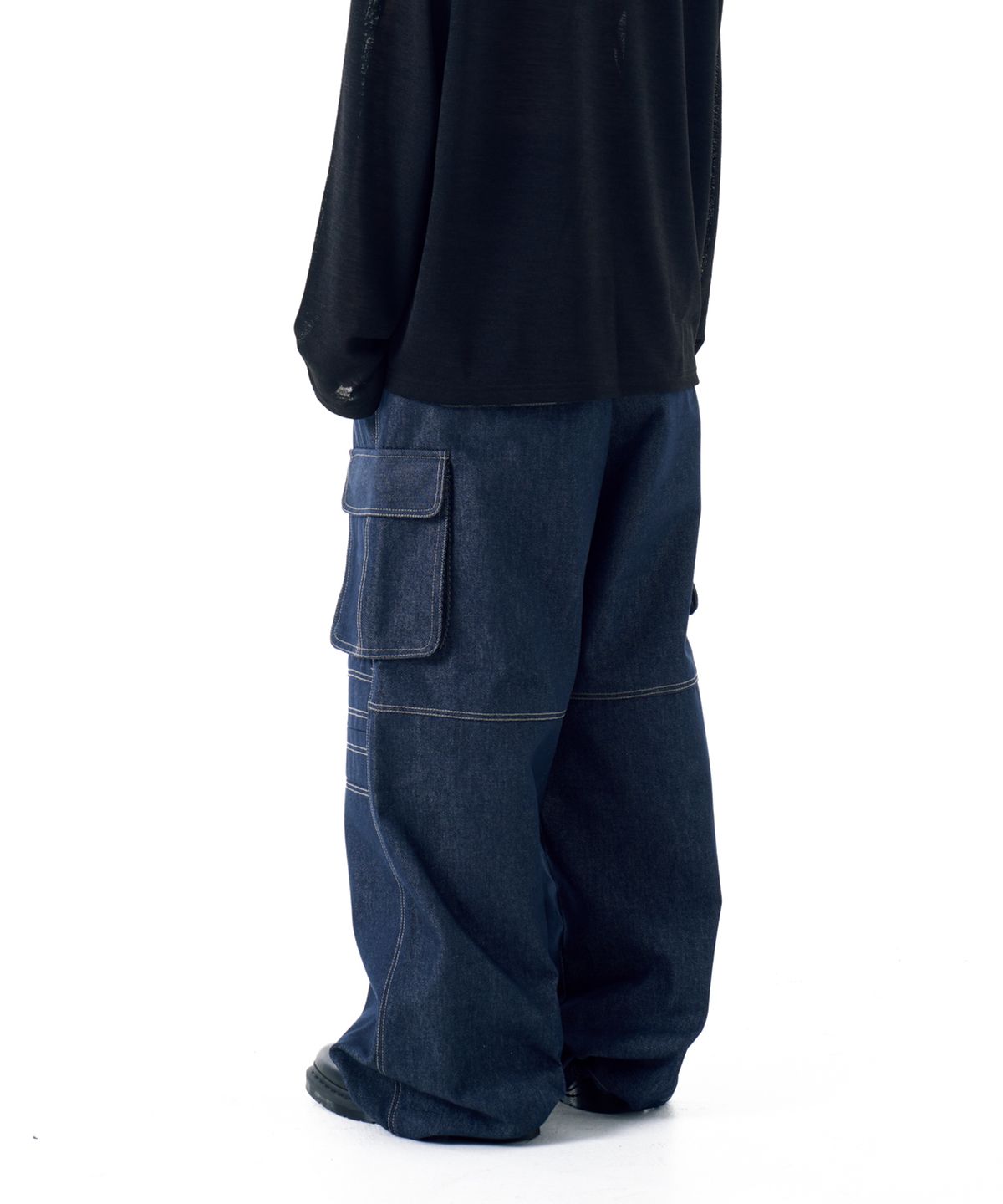 아캄(AAKAM) Stitched Denim Wide Cargo Pants (Blue)