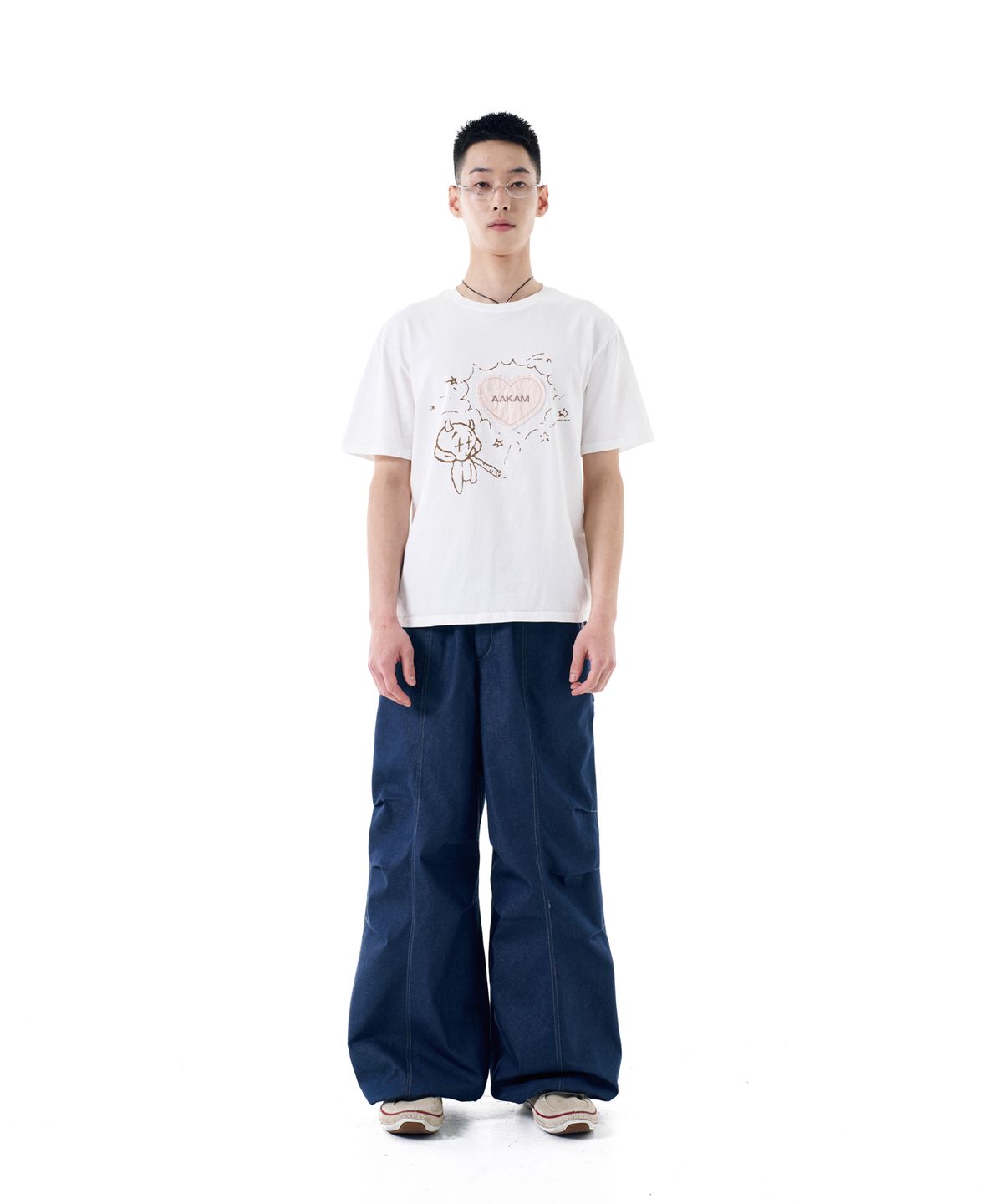아캄(AAKAM) 98 Printed Knee Pin-tuck Denim Pants (Blue)