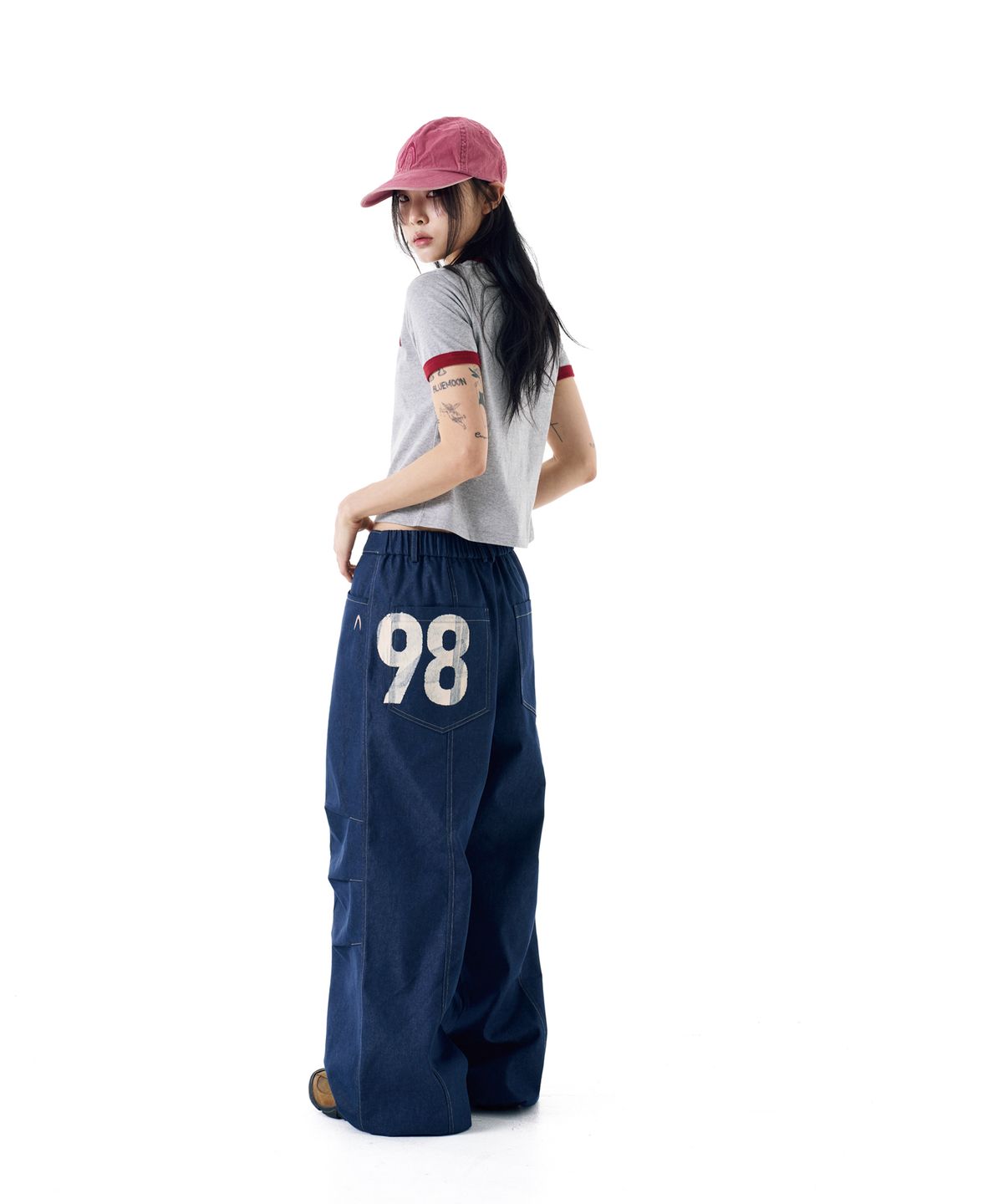 아캄(AAKAM) 98 Printed Knee Pin-tuck Denim Pants (Blue)